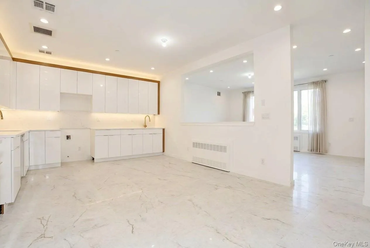 1 Hopal Lane, Ramapo, NY, 3 Bedrooms Bedrooms, 5 Rooms Rooms,2 BathroomsBathrooms,Residential Sale,For Rent,Hopal,0,996400 1 Hopal Lane, Ramapo, NY, 3 Bedrooms Bedrooms, 5 Rooms Rooms,2 BathroomsBathrooms,Residential Sale,For Rent,Hopal,0,996400