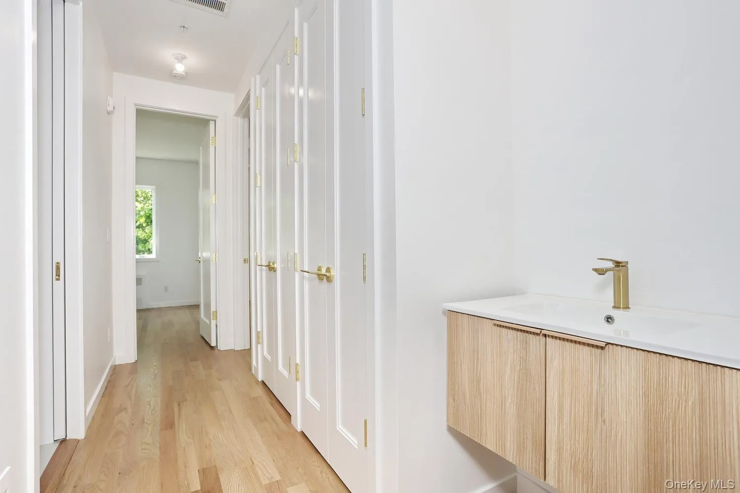 1 Hopal Lane, Ramapo, NY, 5 Bedrooms Bedrooms, 10 Rooms Rooms,3 BathroomsBathrooms,Residential Sale,For Rent,Hopal,0,996404 1 Hopal Lane, Ramapo, NY, 5 Bedrooms Bedrooms, 10 Rooms Rooms,3 BathroomsBathrooms,Residential Sale,For Rent,Hopal,0,996404