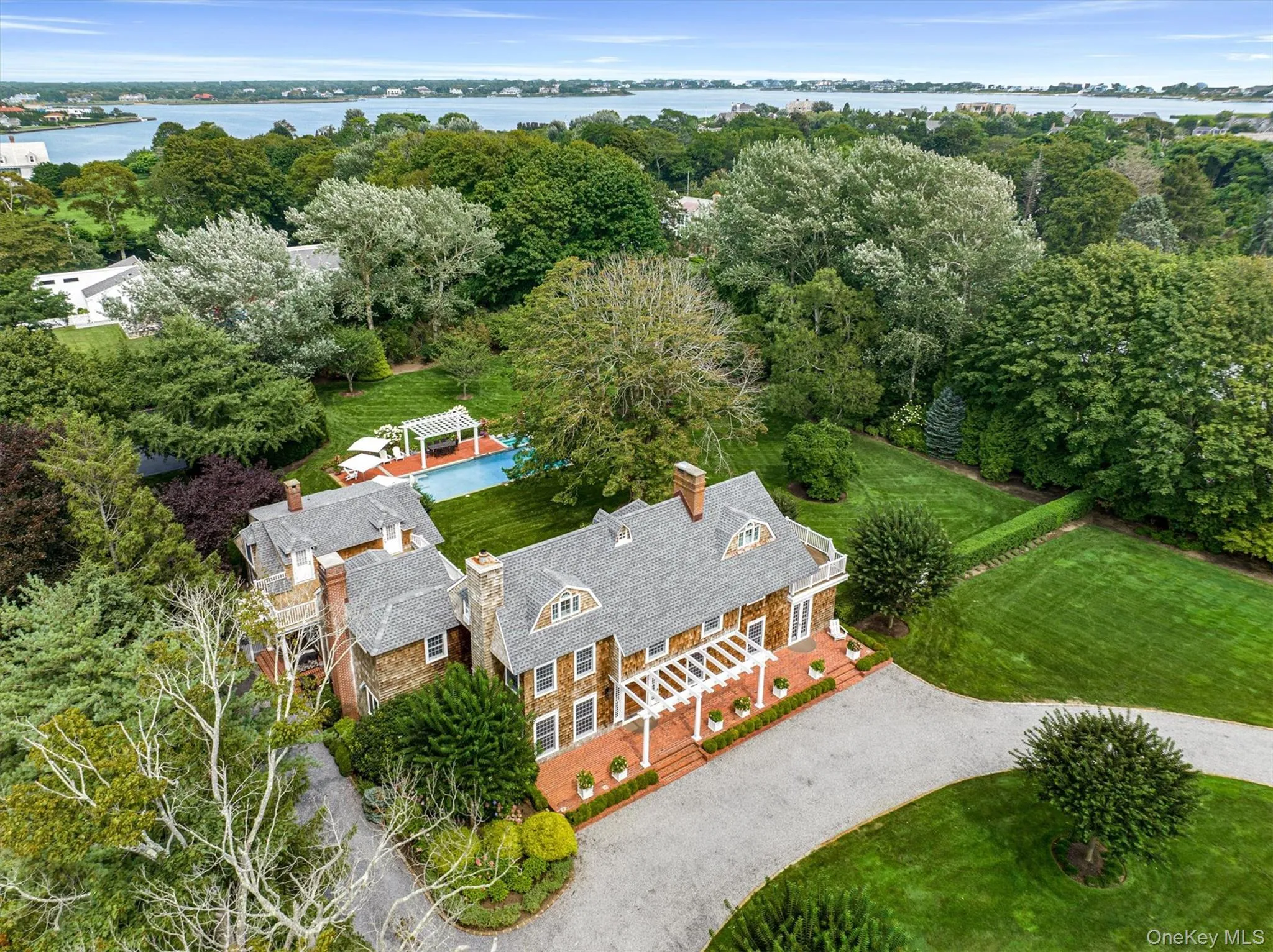 92 Beach Lane, Southampton, New York 11978