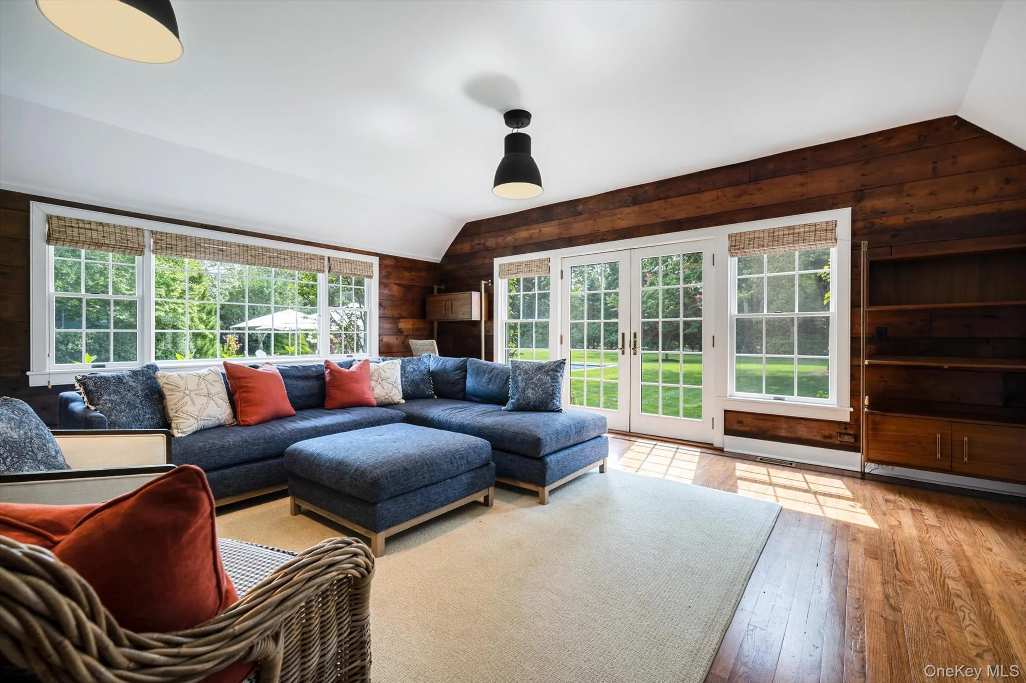 92 Beach Lane, Southampton, New York 11978