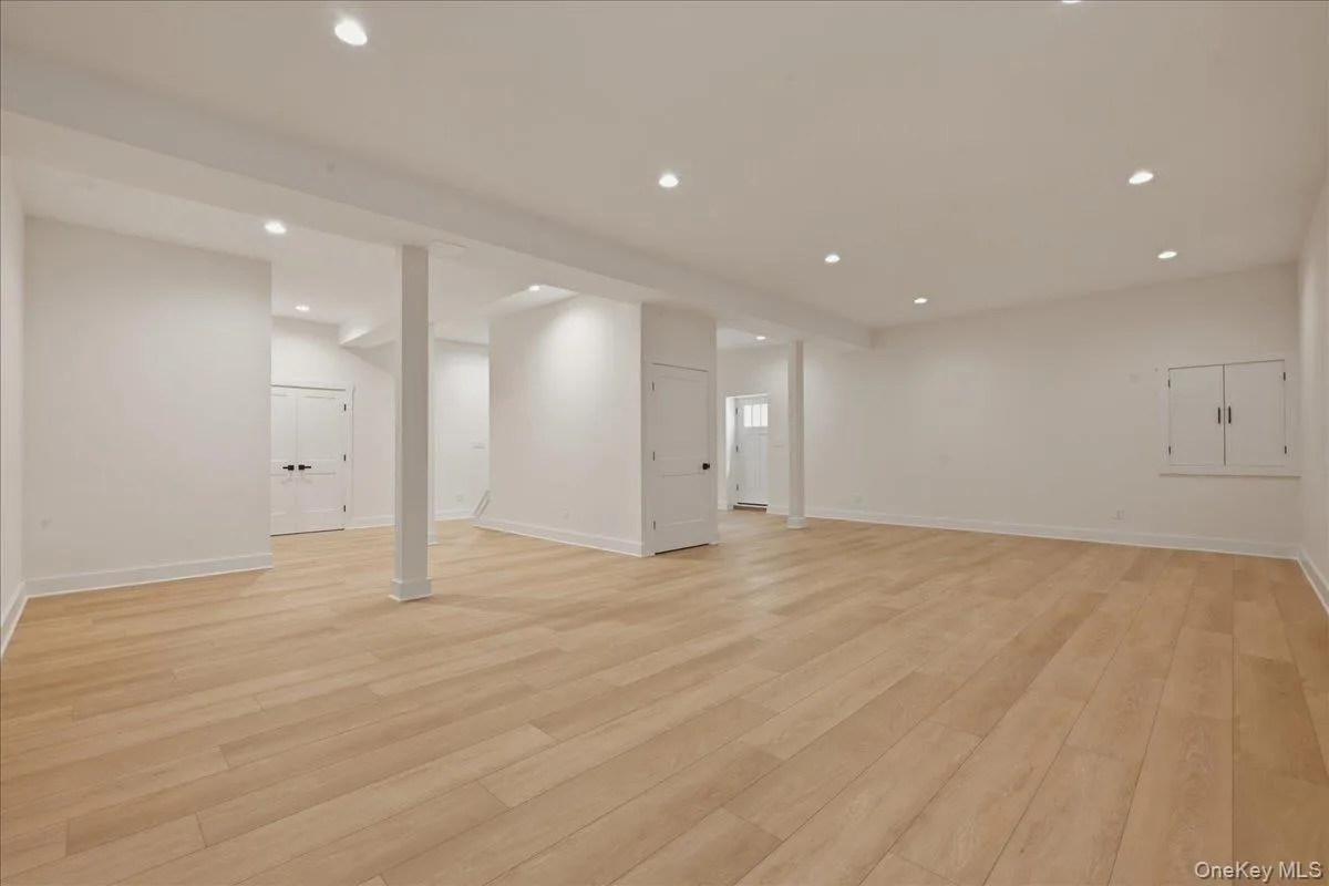 72 Cypress Lane, Hempstead, NY, 5 Bedrooms Bedrooms, 11 Rooms Rooms,5 BathroomsBathrooms,Residential,For Rent,Cypress,0,996419 72 Cypress Lane, Hempstead, NY, 5 Bedrooms Bedrooms, 11 Rooms Rooms,5 BathroomsBathrooms,Residential,For Rent,Cypress,0,996419