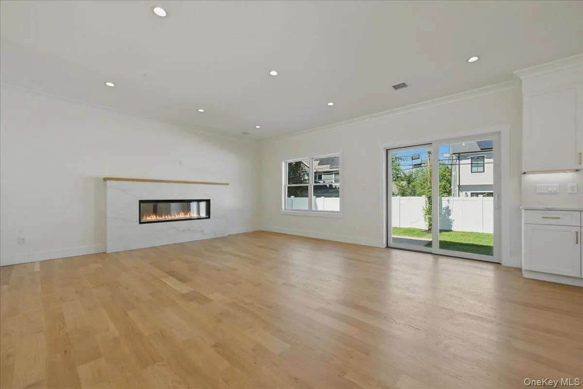 72 Cypress Lane, Hempstead, NY, 5 Bedrooms Bedrooms, 11 Rooms Rooms,5 BathroomsBathrooms,Residential,For Rent,Cypress,0,996419 72 Cypress Lane, Hempstead, NY, 5 Bedrooms Bedrooms, 11 Rooms Rooms,5 BathroomsBathrooms,Residential,For Rent,Cypress,0,996419