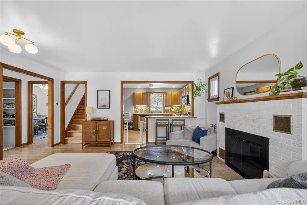 23 Roosevelt Place, Newburgh (city), NY, 3 Bedrooms Bedrooms, 6 Rooms Rooms,1 BathroomBathrooms,Residential,For Rent,Roosevelt,0,996424 23 Roosevelt Place, Newburgh (city), NY, 3 Bedrooms Bedrooms, 6 Rooms Rooms,1 BathroomBathrooms,Residential,For Rent,Roosevelt,0,996424