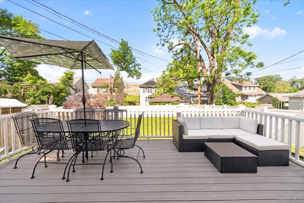 23 Roosevelt Place, Newburgh (city), NY, 3 Bedrooms Bedrooms, 6 Rooms Rooms,1 BathroomBathrooms,Residential,For Rent,Roosevelt,0,996424 23 Roosevelt Place, Newburgh (city), NY, 3 Bedrooms Bedrooms, 6 Rooms Rooms,1 BathroomBathrooms,Residential,For Rent,Roosevelt,0,996424
