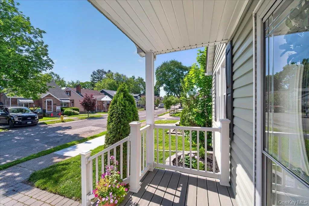 23 Roosevelt Place, Newburgh (city), NY, 3 Bedrooms Bedrooms, 6 Rooms Rooms,1 BathroomBathrooms,Residential,For Rent,Roosevelt,0,996424 23 Roosevelt Place, Newburgh (city), NY, 3 Bedrooms Bedrooms, 6 Rooms Rooms,1 BathroomBathrooms,Residential,For Rent,Roosevelt,0,996424