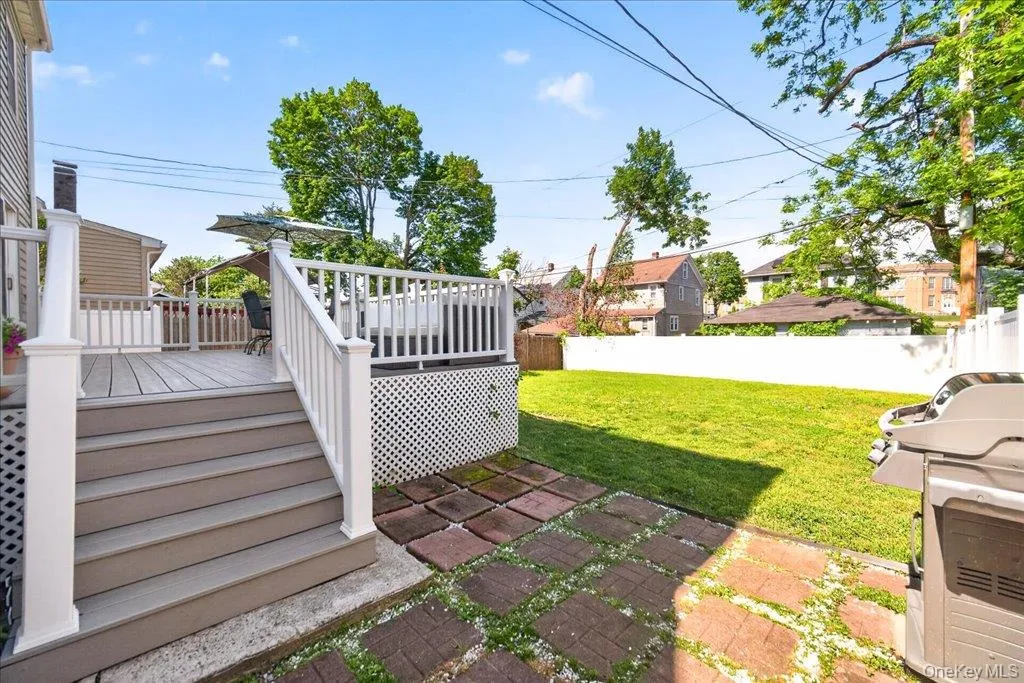 23 Roosevelt Place, Newburgh (city), NY, 3 Bedrooms Bedrooms, 6 Rooms Rooms,1 BathroomBathrooms,Residential,For Rent,Roosevelt,0,996424 23 Roosevelt Place, Newburgh (city), NY, 3 Bedrooms Bedrooms, 6 Rooms Rooms,1 BathroomBathrooms,Residential,For Rent,Roosevelt,0,996424