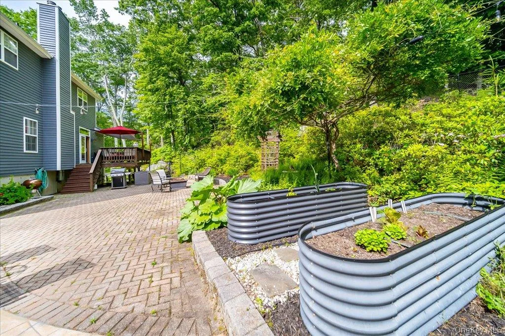 59 Millpond Lane, Kent, NY, 4 Bedrooms Bedrooms, 12 Rooms Rooms,2 BathroomsBathrooms,Residential,For Rent,Millpond,0,996451 59 Millpond Lane, Kent, NY, 4 Bedrooms Bedrooms, 12 Rooms Rooms,2 BathroomsBathrooms,Residential,For Rent,Millpond,0,996451