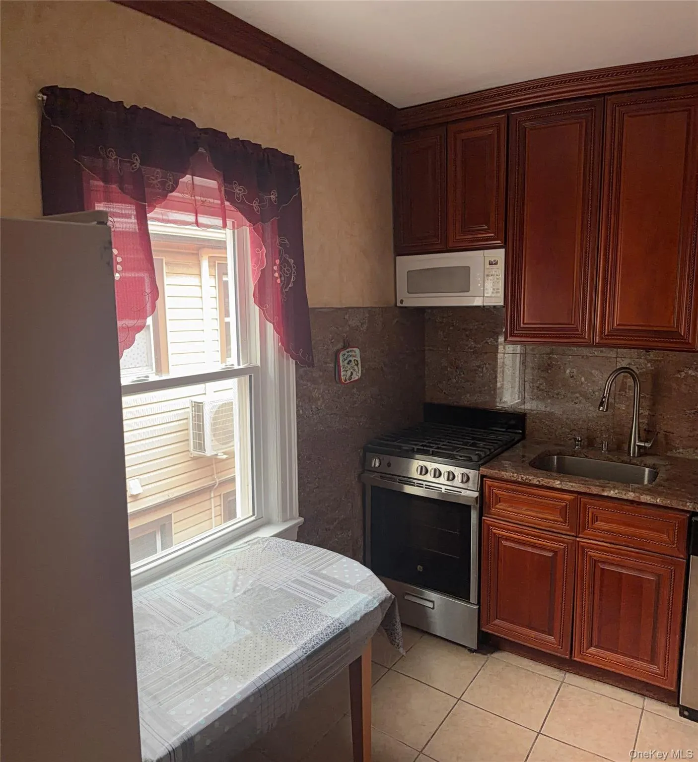 102-06 63rd Avenue, New York, NY, 2 Bedrooms Bedrooms, 4 Rooms Rooms,1 BathroomBathrooms,Residential Lease,For Rent,63rd,0,996452 102-06 63rd Avenue, New York, NY, 2 Bedrooms Bedrooms, 4 Rooms Rooms,1 BathroomBathrooms,Residential Lease,For Rent,63rd,0,996452
