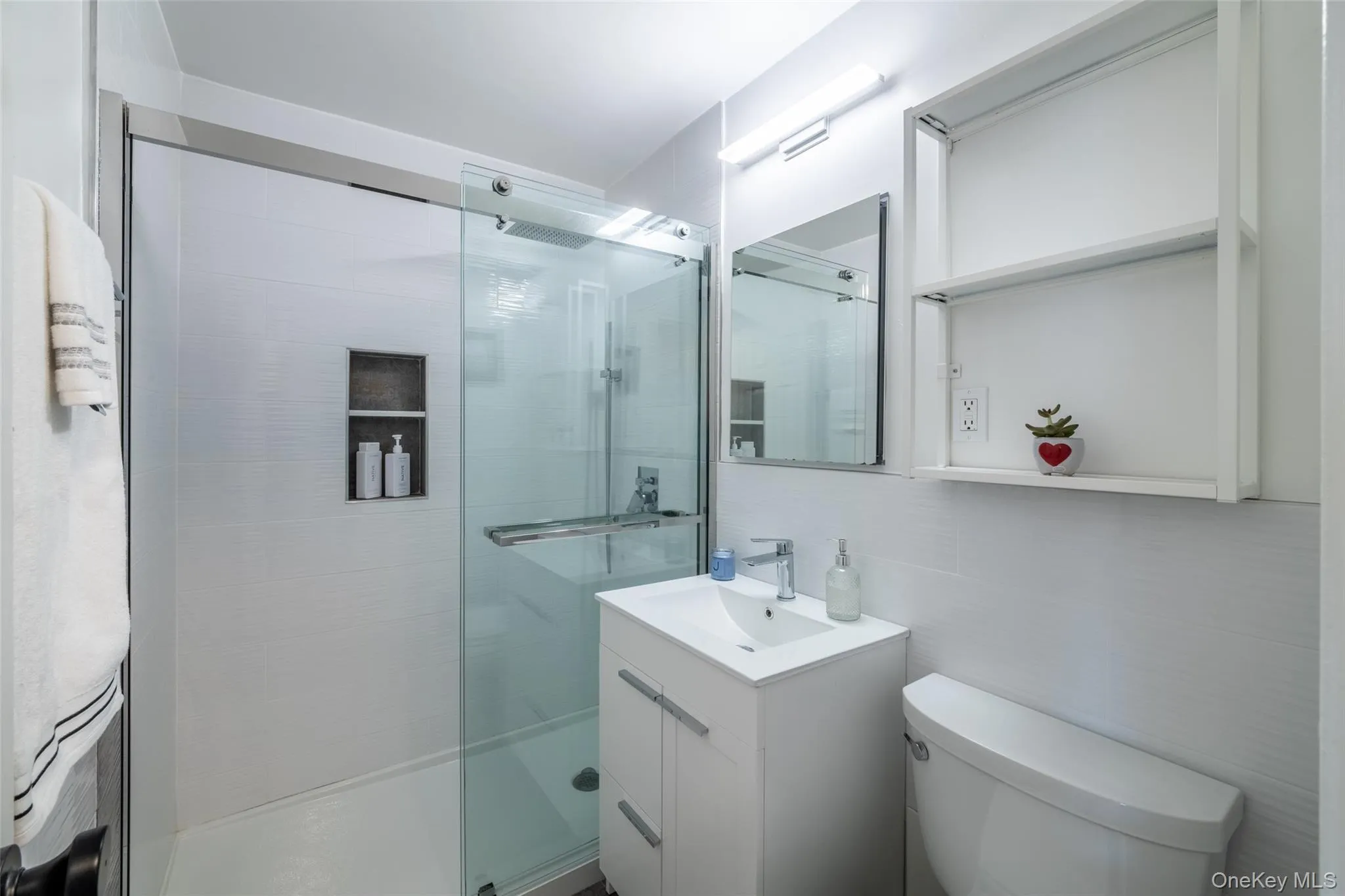 55 Maple Avenue, Greenburgh, NY, 2 Bedrooms Bedrooms, 5 Rooms Rooms,2 BathroomsBathrooms,Residential,For Rent,Maple,0,996469 55 Maple Avenue, Greenburgh, NY, 2 Bedrooms Bedrooms, 5 Rooms Rooms,2 BathroomsBathrooms,Residential,For Rent,Maple,0,996469