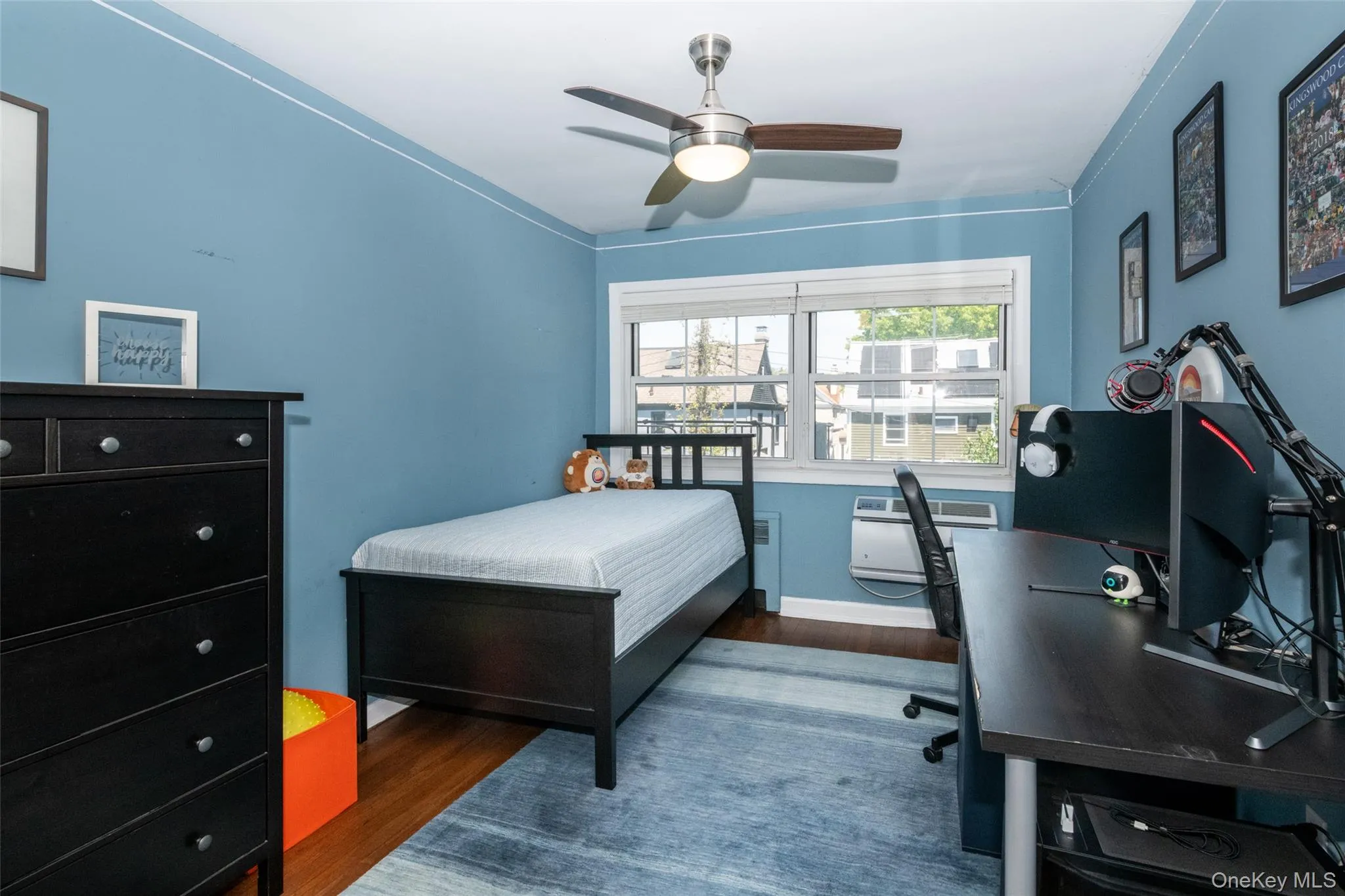 guest room/office guest room/office