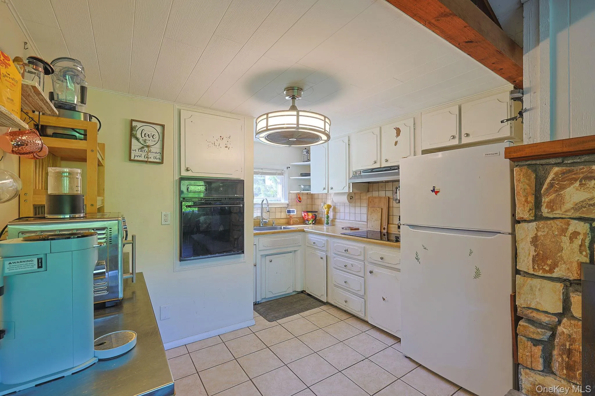 Upstairs Accessory Apartment Kitchen Upstairs Accessory Apartment Kitchen