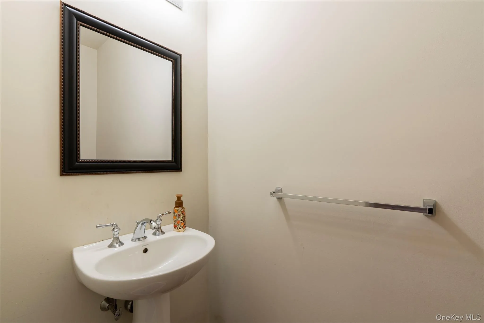 908 Huntington Drive, Fishkill, NY, 3 Bedrooms Bedrooms, 7 Rooms Rooms,2 BathroomsBathrooms,Residential,For Rent,Huntington,0,996473 908 Huntington Drive, Fishkill, NY, 3 Bedrooms Bedrooms, 7 Rooms Rooms,2 BathroomsBathrooms,Residential,For Rent,Huntington,0,996473