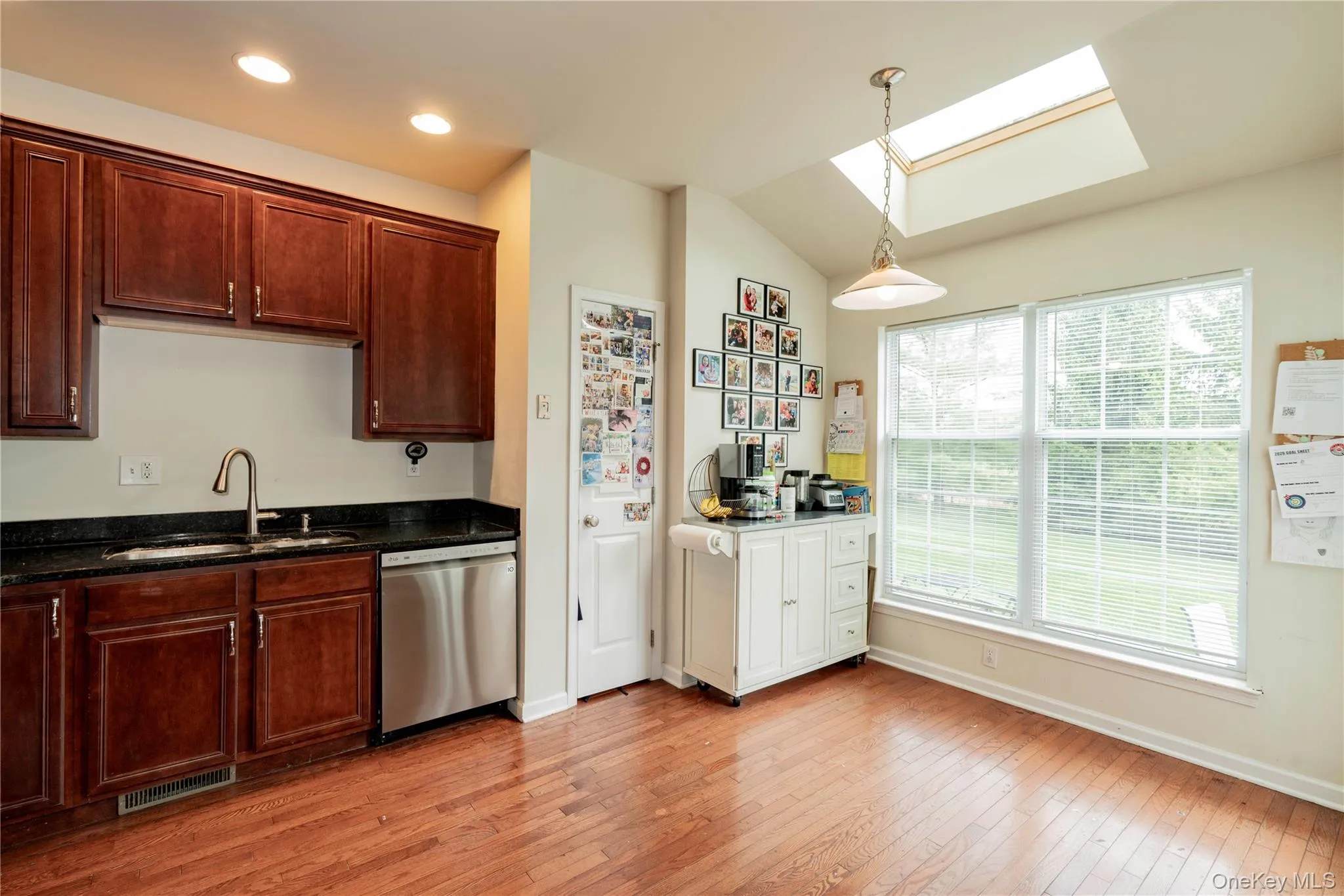 908 Huntington Drive, Fishkill, NY, 3 Bedrooms Bedrooms, 7 Rooms Rooms,2 BathroomsBathrooms,Residential,For Rent,Huntington,0,996473 908 Huntington Drive, Fishkill, NY, 3 Bedrooms Bedrooms, 7 Rooms Rooms,2 BathroomsBathrooms,Residential,For Rent,Huntington,0,996473