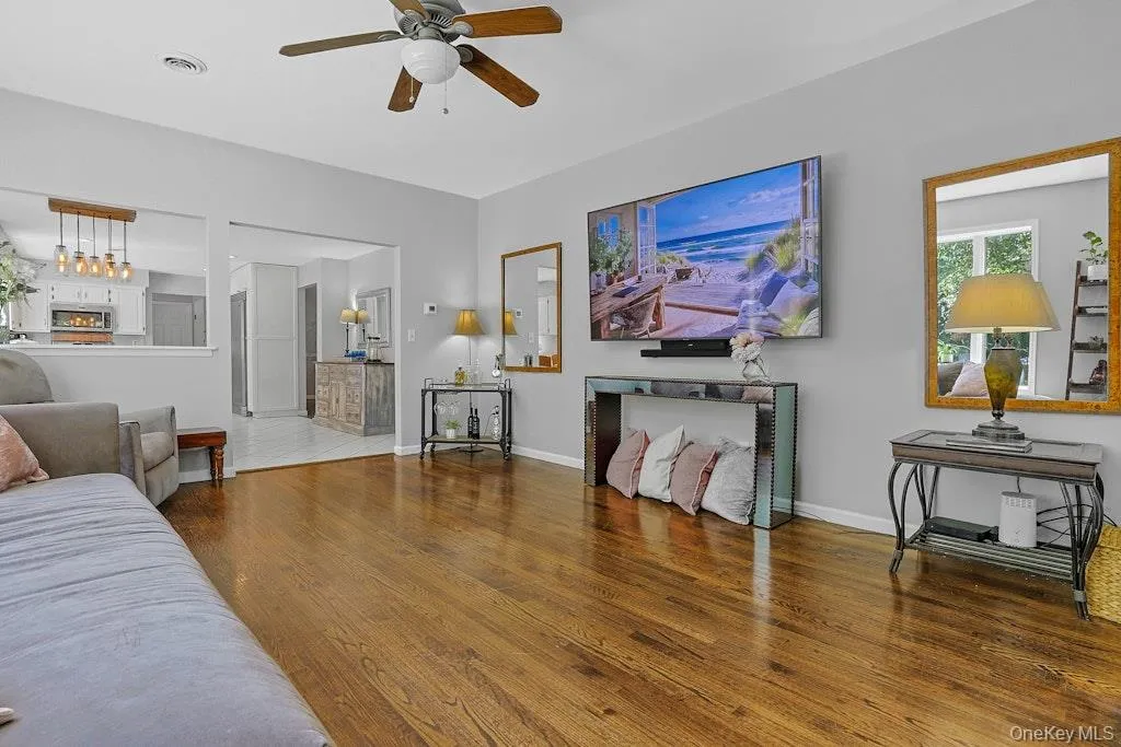 22 Peach Street, Orangetown, NY, 5 Bedrooms Bedrooms, 9 Rooms Rooms,3 BathroomsBathrooms,Residential,For Rent,Peach,0,996490 22 Peach Street, Orangetown, NY, 5 Bedrooms Bedrooms, 9 Rooms Rooms,3 BathroomsBathrooms,Residential,For Rent,Peach,0,996490