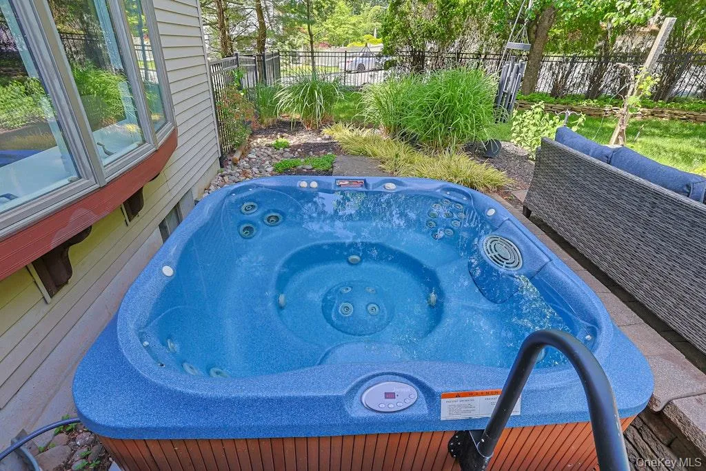22 Peach Street, Orangetown, NY, 5 Bedrooms Bedrooms, 9 Rooms Rooms,3 BathroomsBathrooms,Residential,For Rent,Peach,0,996490 22 Peach Street, Orangetown, NY, 5 Bedrooms Bedrooms, 9 Rooms Rooms,3 BathroomsBathrooms,Residential,For Rent,Peach,0,996490