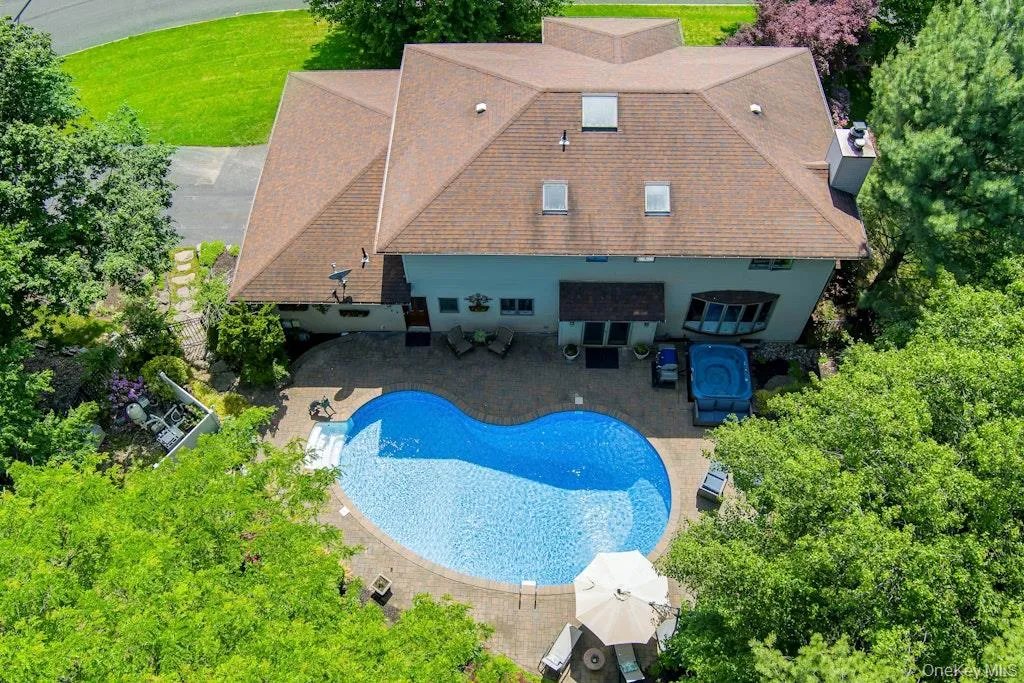 22 Peach Street, Orangetown, NY, 5 Bedrooms Bedrooms, 9 Rooms Rooms,3 BathroomsBathrooms,Residential,For Rent,Peach,0,996490 22 Peach Street, Orangetown, NY, 5 Bedrooms Bedrooms, 9 Rooms Rooms,3 BathroomsBathrooms,Residential,For Rent,Peach,0,996490