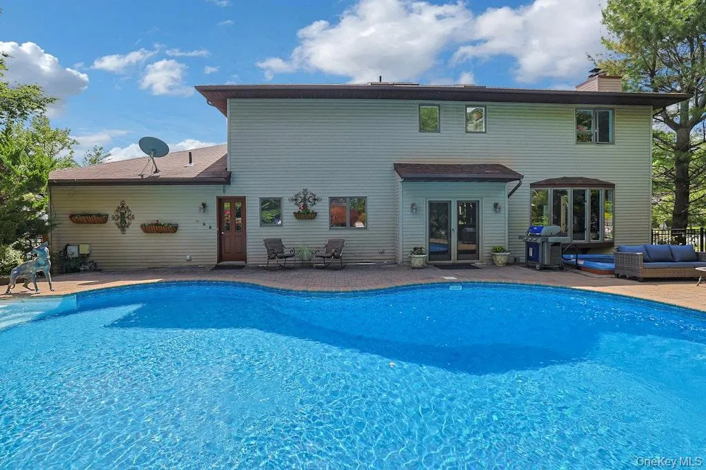 22 Peach Street, Orangetown, NY, 5 Bedrooms Bedrooms, 9 Rooms Rooms,3 BathroomsBathrooms,Residential,For Rent,Peach,0,996490 22 Peach Street, Orangetown, NY, 5 Bedrooms Bedrooms, 9 Rooms Rooms,3 BathroomsBathrooms,Residential,For Rent,Peach,0,996490