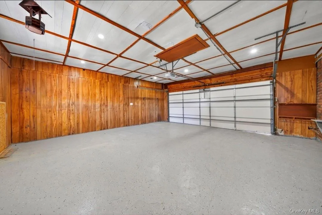 8 Whitebirch Lane, Smithtown, NY, 4 Bedrooms Bedrooms, 10 Rooms Rooms,2 BathroomsBathrooms,Residential,For Rent,Whitebirch,0,996494 8 Whitebirch Lane, Smithtown, NY, 4 Bedrooms Bedrooms, 10 Rooms Rooms,2 BathroomsBathrooms,Residential,For Rent,Whitebirch,0,996494