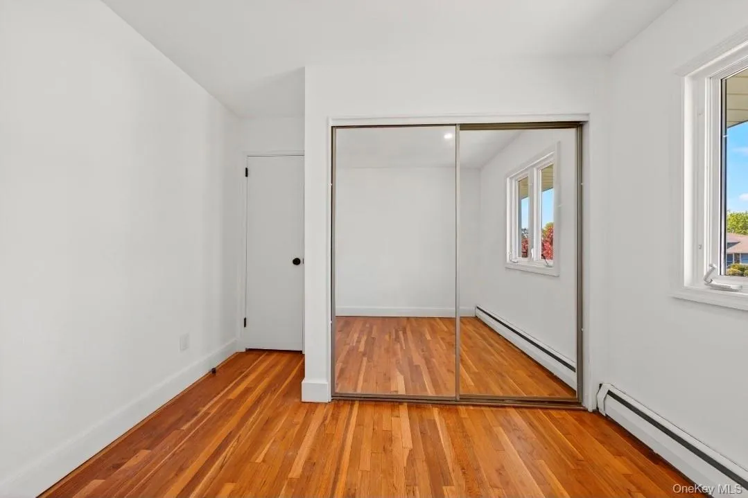 8 Whitebirch Lane, Smithtown, NY, 4 Bedrooms Bedrooms, 10 Rooms Rooms,2 BathroomsBathrooms,Residential,For Rent,Whitebirch,0,996494 8 Whitebirch Lane, Smithtown, NY, 4 Bedrooms Bedrooms, 10 Rooms Rooms,2 BathroomsBathrooms,Residential,For Rent,Whitebirch,0,996494