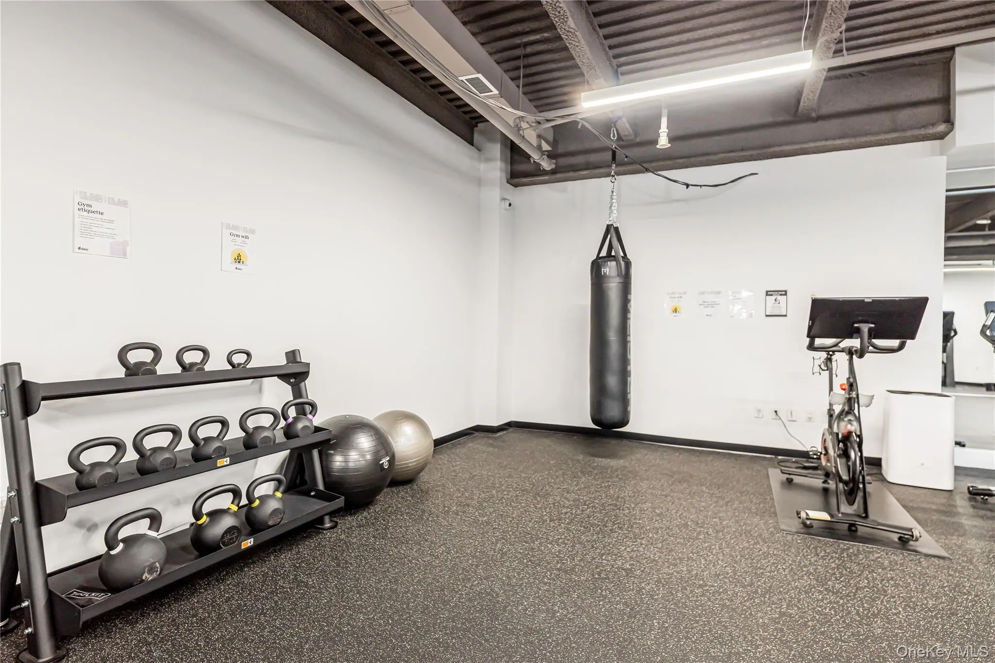 55 Berry Street, New York, NY, 2 Bedrooms Bedrooms, 5 Rooms Rooms,2 BathroomsBathrooms,Residential Lease,For Rent,Berry,0,996495 55 Berry Street, New York, NY, 2 Bedrooms Bedrooms, 5 Rooms Rooms,2 BathroomsBathrooms,Residential Lease,For Rent,Berry,0,996495