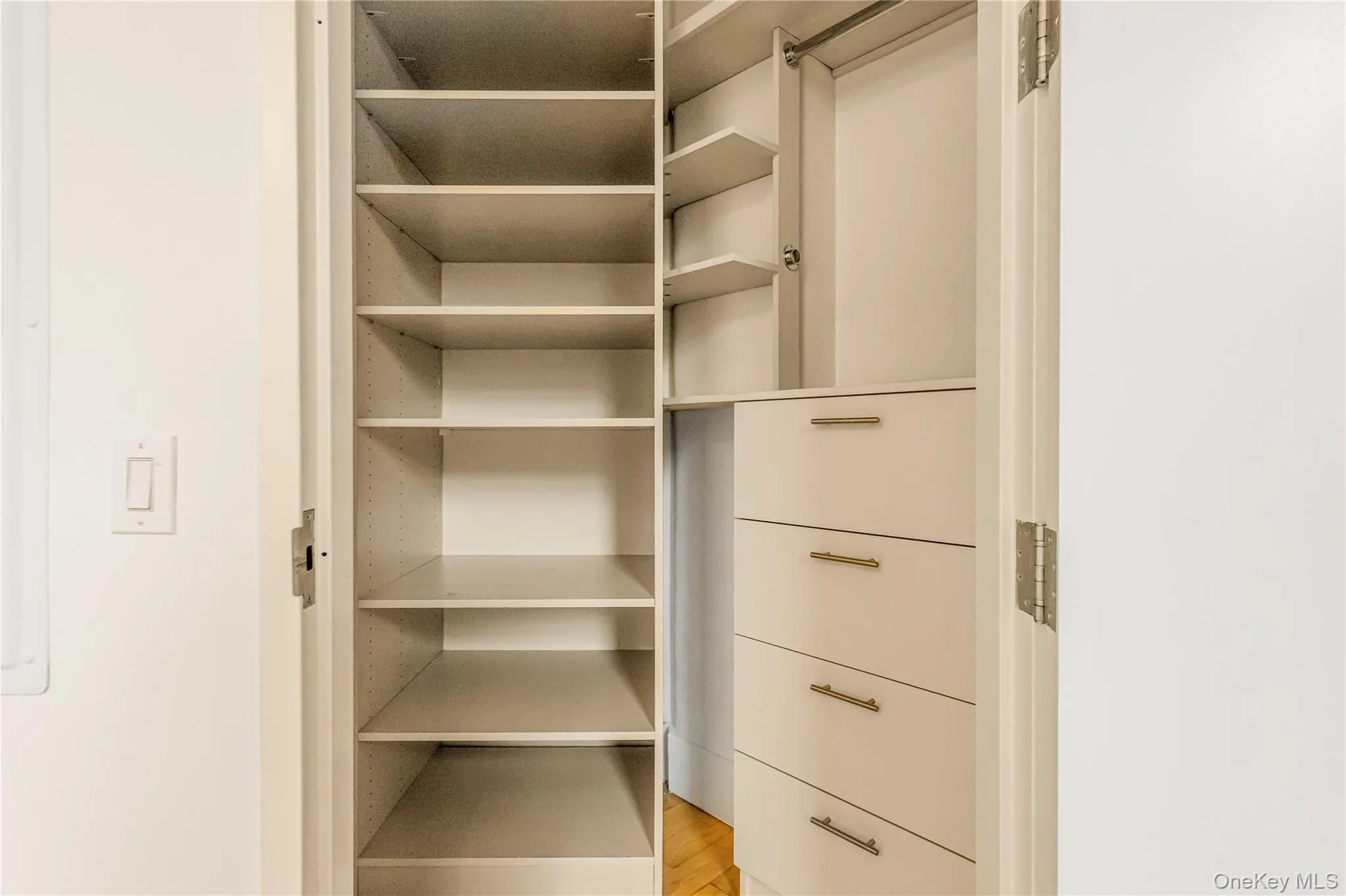 55 Berry Street, New York, NY, 2 Bedrooms Bedrooms, 5 Rooms Rooms,2 BathroomsBathrooms,Residential Lease,For Rent,Berry,0,996495 55 Berry Street, New York, NY, 2 Bedrooms Bedrooms, 5 Rooms Rooms,2 BathroomsBathrooms,Residential Lease,For Rent,Berry,0,996495