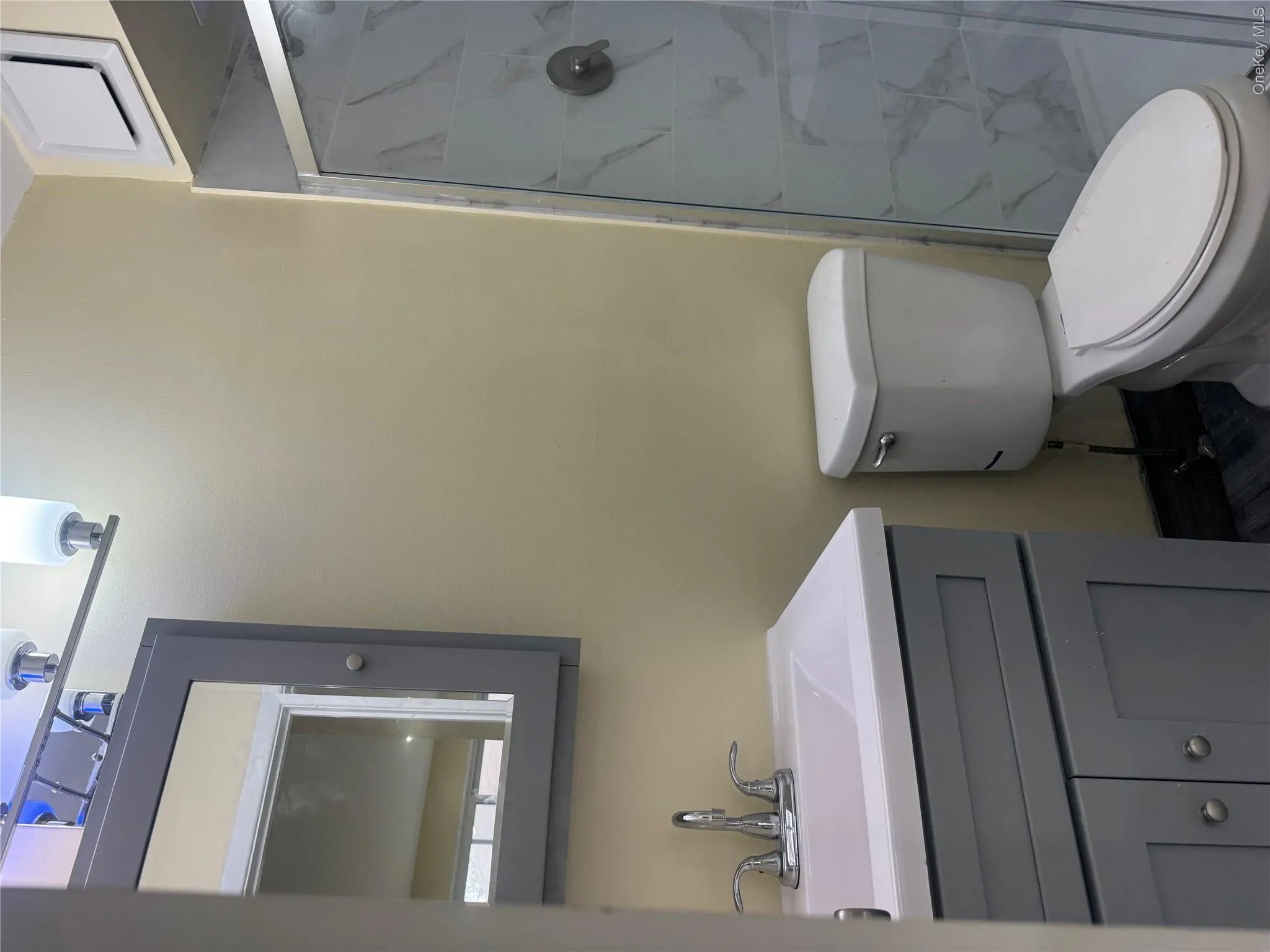 917 82nd Street, New York, NY, 3 Bedrooms Bedrooms, 5 Rooms Rooms,2 BathroomsBathrooms,Residential Lease,For Rent,82nd,0,996501 917 82nd Street, New York, NY, 3 Bedrooms Bedrooms, 5 Rooms Rooms,2 BathroomsBathrooms,Residential Lease,For Rent,82nd,0,996501