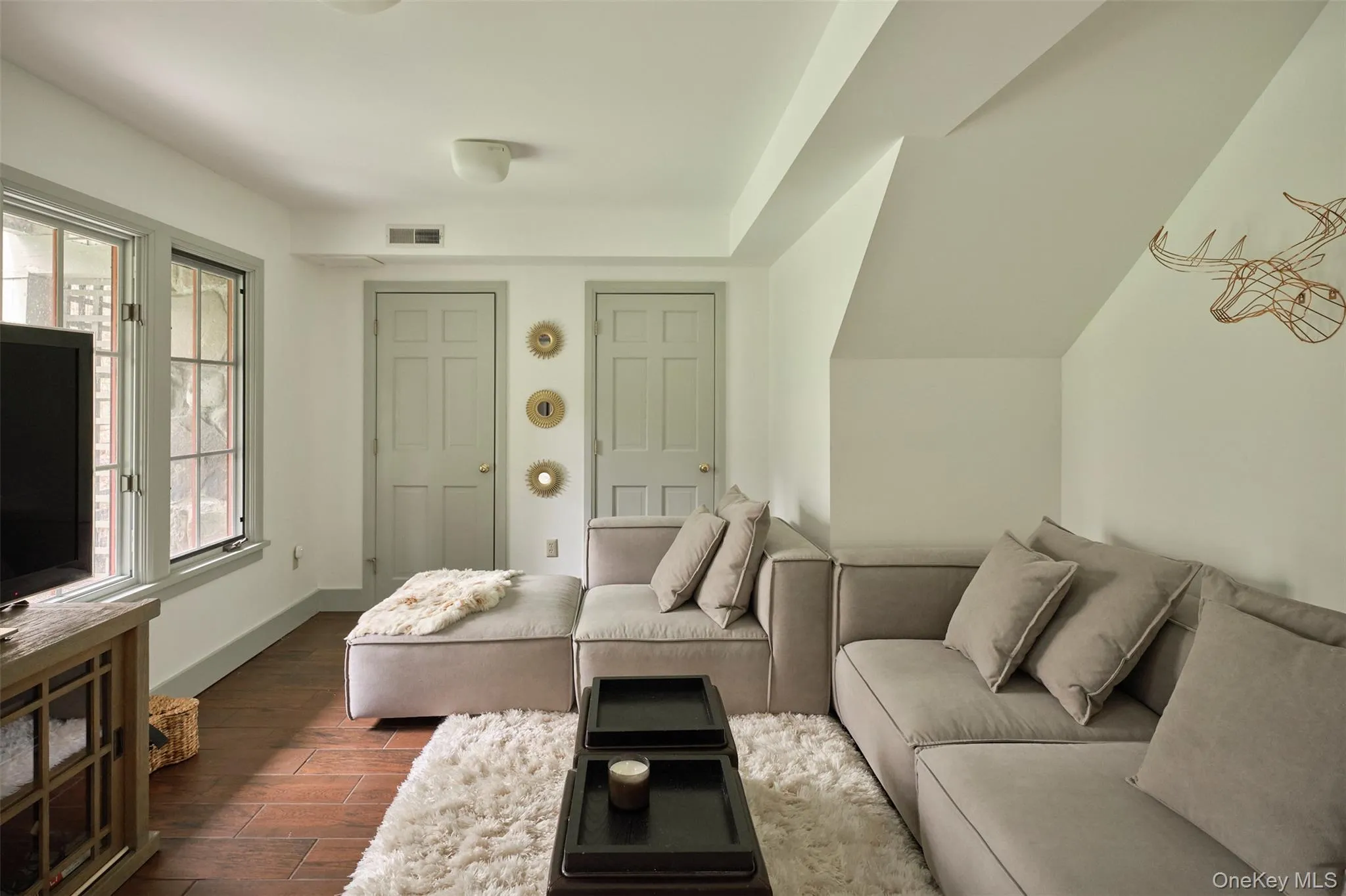 74 High Meadow Road, Hardenburgh, NY, 4 Bedrooms Bedrooms, 10 Rooms Rooms,4 BathroomsBathrooms,Residential Sale,For Rent,High Meadow,0,996509 74 High Meadow Road, Hardenburgh, NY, 4 Bedrooms Bedrooms, 10 Rooms Rooms,4 BathroomsBathrooms,Residential Sale,For Rent,High Meadow,0,996509