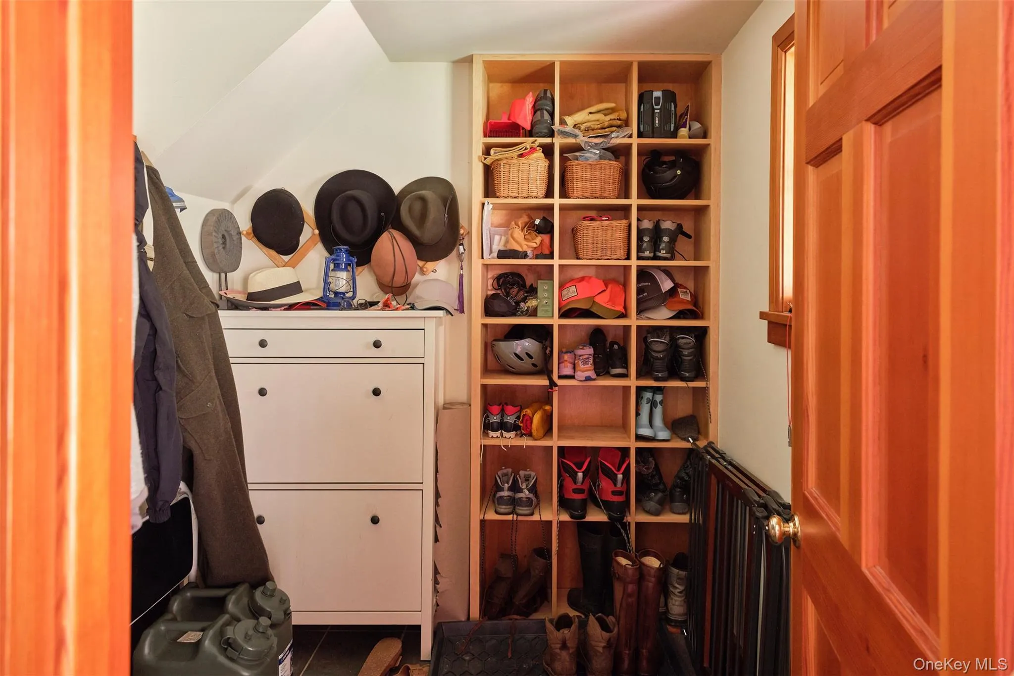 74 High Meadow Road, Hardenburgh, NY, 4 Bedrooms Bedrooms, 10 Rooms Rooms,4 BathroomsBathrooms,Residential Sale,For Rent,High Meadow,0,996509 74 High Meadow Road, Hardenburgh, NY, 4 Bedrooms Bedrooms, 10 Rooms Rooms,4 BathroomsBathrooms,Residential Sale,For Rent,High Meadow,0,996509