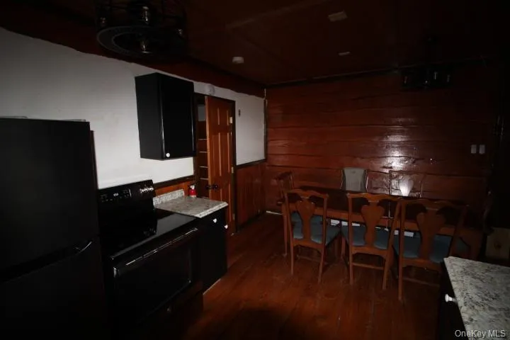 325 Main Street, Liberty, NY, 1 Bedroom Bedrooms, 4 Rooms Rooms,1 BathroomBathrooms,Residential Lease,For Rent,Main,0,996513 325 Main Street, Liberty, NY, 1 Bedroom Bedrooms, 4 Rooms Rooms,1 BathroomBathrooms,Residential Lease,For Rent,Main,0,996513