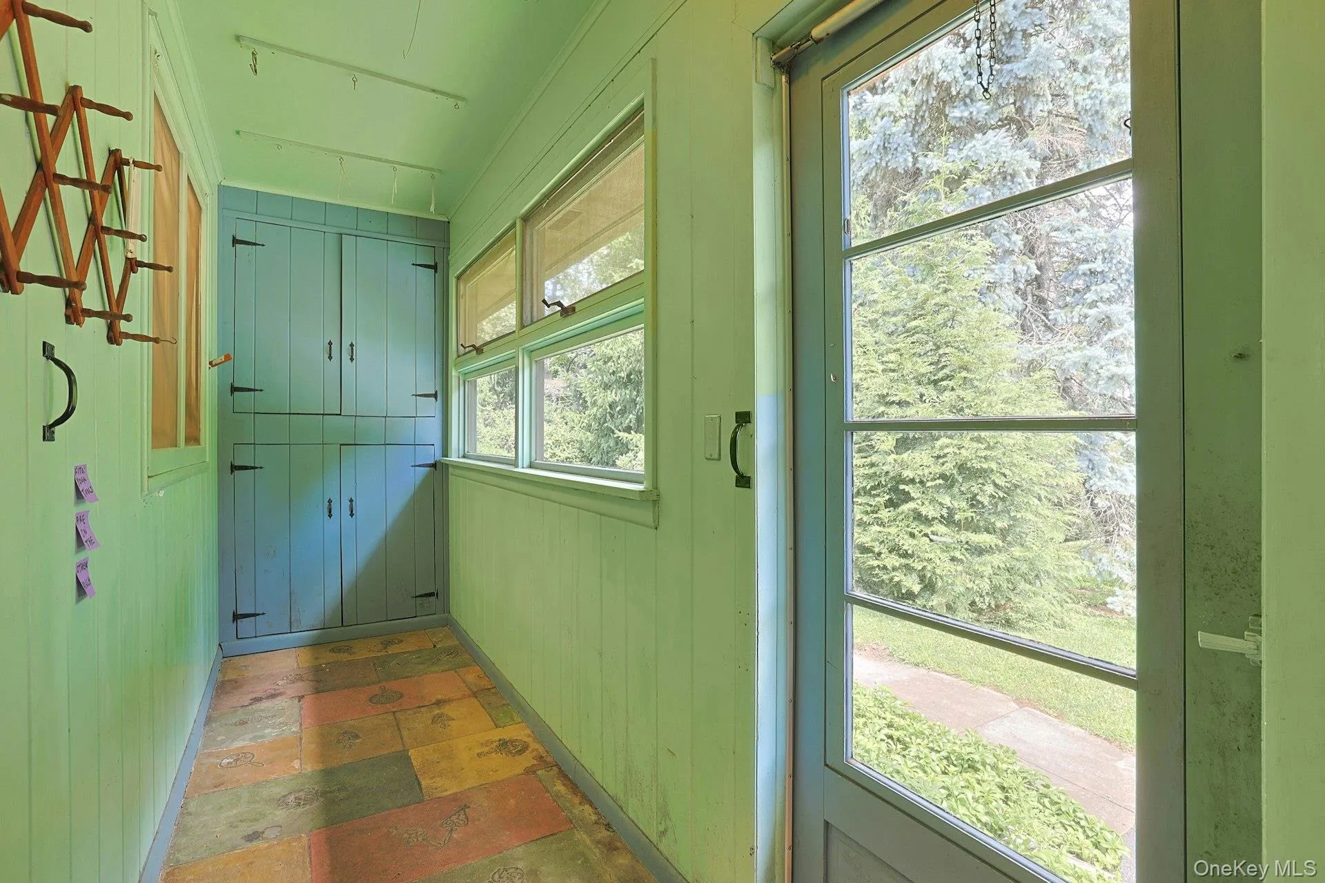 Mudroom Accessed from 2-Car Garage Mudroom Accessed from 2-Car Garage