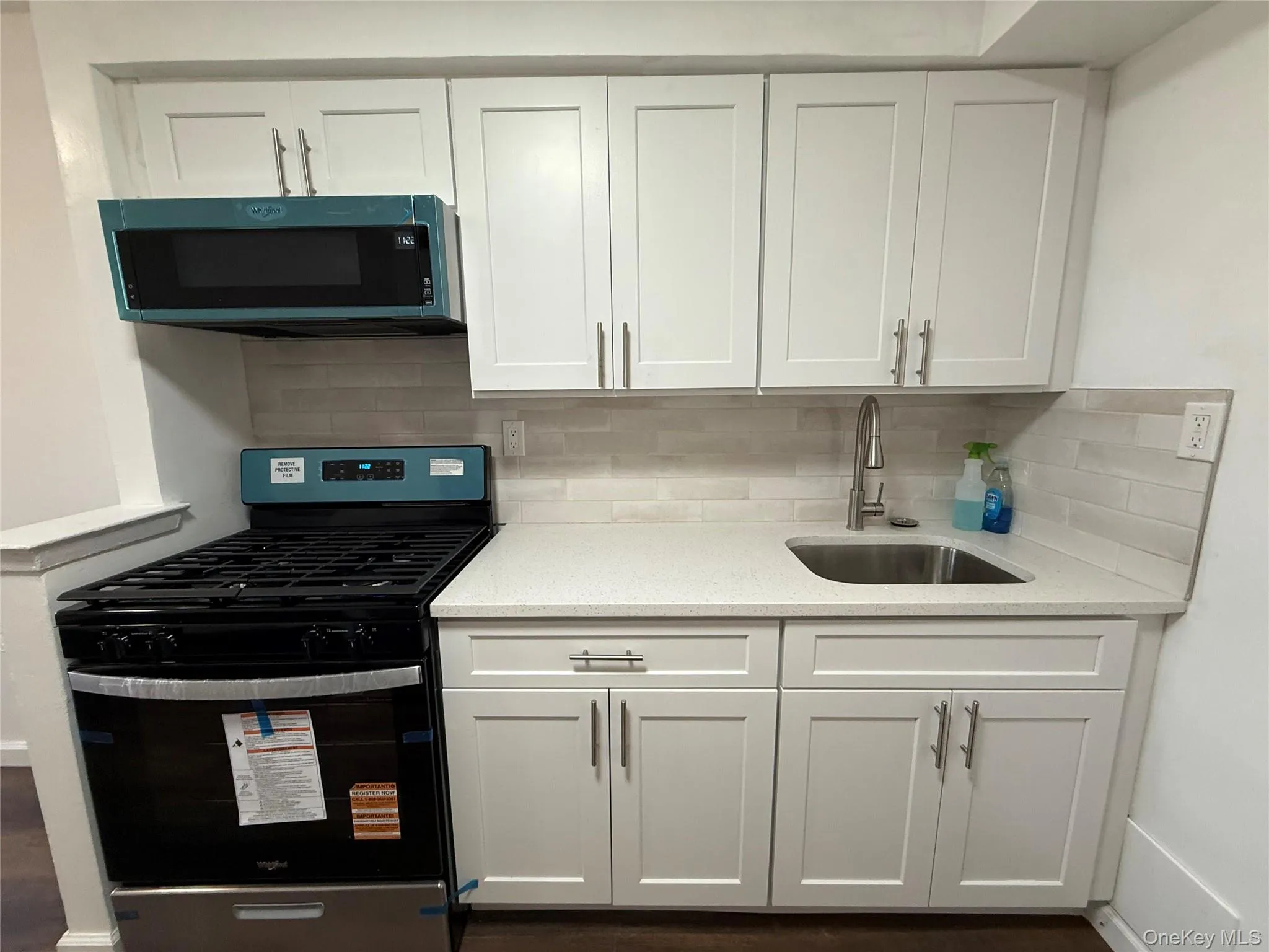 10106 Avenue K, New York, NY, 1 Bedroom Bedrooms, 3 Rooms Rooms,1 BathroomBathrooms,Residential Lease,For Rent,Avenue K,0,996520 10106 Avenue K, New York, NY, 1 Bedroom Bedrooms, 3 Rooms Rooms,1 BathroomBathrooms,Residential Lease,For Rent,Avenue K,0,996520