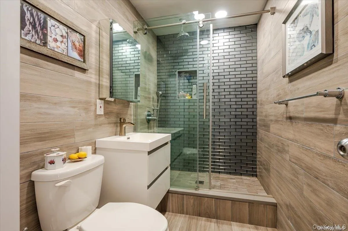 100 Broadway, Long Beach, NY, 2 Bedrooms Bedrooms, 5 Rooms Rooms,2 BathroomsBathrooms,Residential Lease,For Rent,Broadway,0,996522 100 Broadway, Long Beach, NY, 2 Bedrooms Bedrooms, 5 Rooms Rooms,2 BathroomsBathrooms,Residential Lease,For Rent,Broadway,0,996522