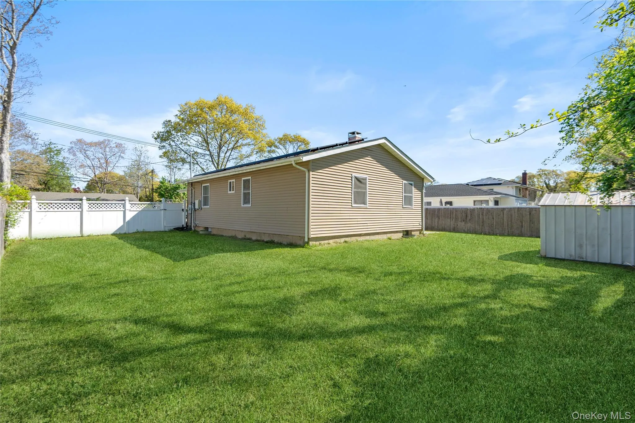 82 Robinwood Drive, Brookhaven, NY, 3 Bedrooms Bedrooms, 7 Rooms Rooms,1 BathroomBathrooms,Residential Sale,For Rent,Robinwood,0,996538 82 Robinwood Drive, Brookhaven, NY, 3 Bedrooms Bedrooms, 7 Rooms Rooms,1 BathroomBathrooms,Residential Sale,For Rent,Robinwood,0,996538