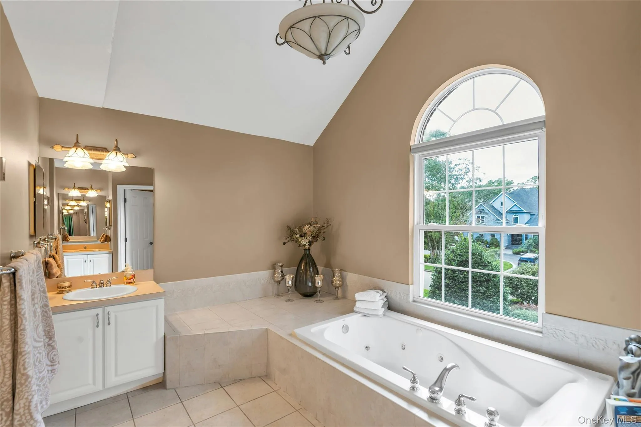 6 Magnolia Lane, Smithtown, NY, 4 Bedrooms Bedrooms, 8 Rooms Rooms,3 BathroomsBathrooms,Residential,For Rent,Magnolia,0,996544 6 Magnolia Lane, Smithtown, NY, 4 Bedrooms Bedrooms, 8 Rooms Rooms,3 BathroomsBathrooms,Residential,For Rent,Magnolia,0,996544