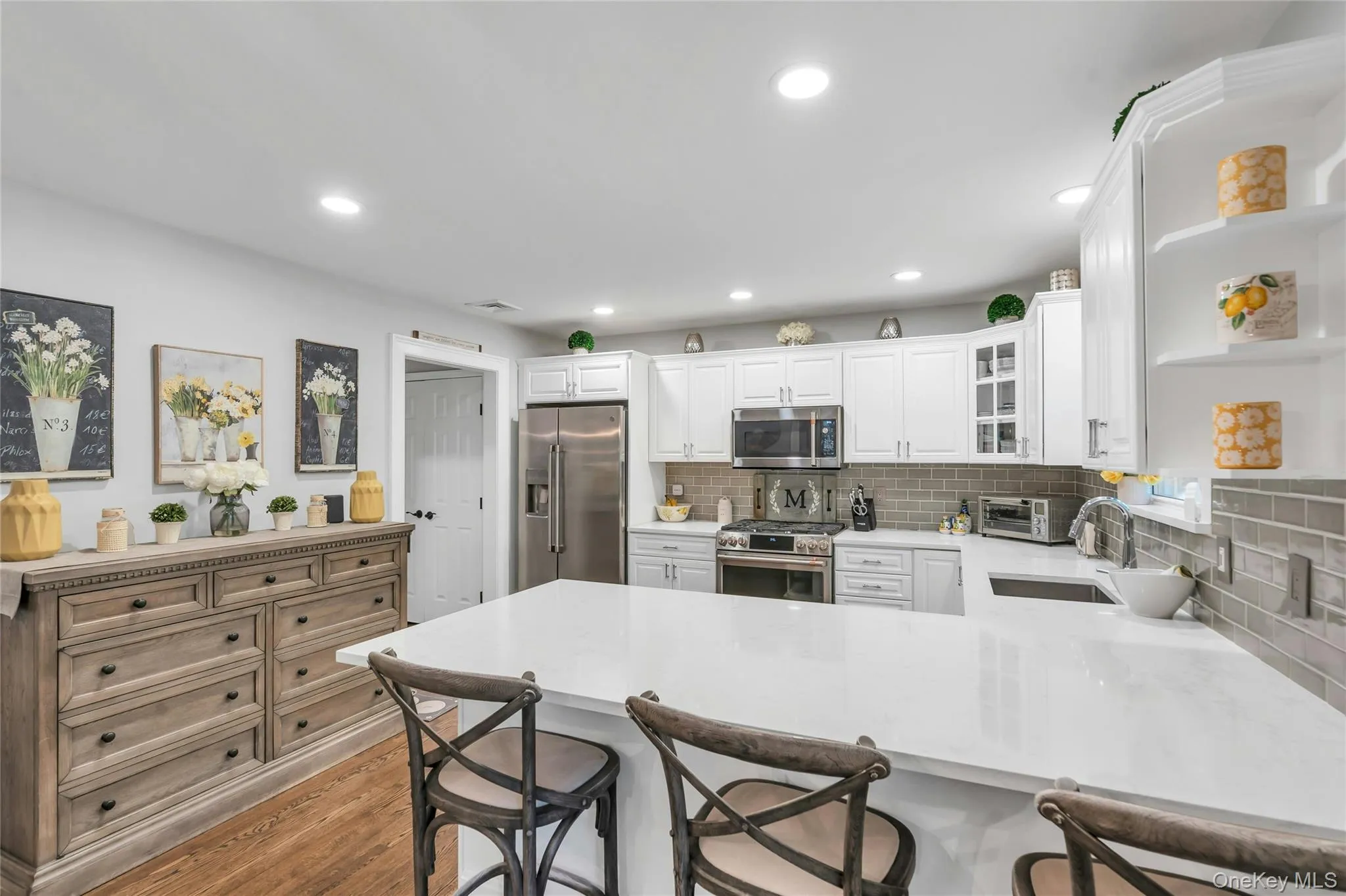 6 Magnolia Lane, Smithtown, NY, 4 Bedrooms Bedrooms, 8 Rooms Rooms,3 BathroomsBathrooms,Residential,For Rent,Magnolia,0,996544 6 Magnolia Lane, Smithtown, NY, 4 Bedrooms Bedrooms, 8 Rooms Rooms,3 BathroomsBathrooms,Residential,For Rent,Magnolia,0,996544