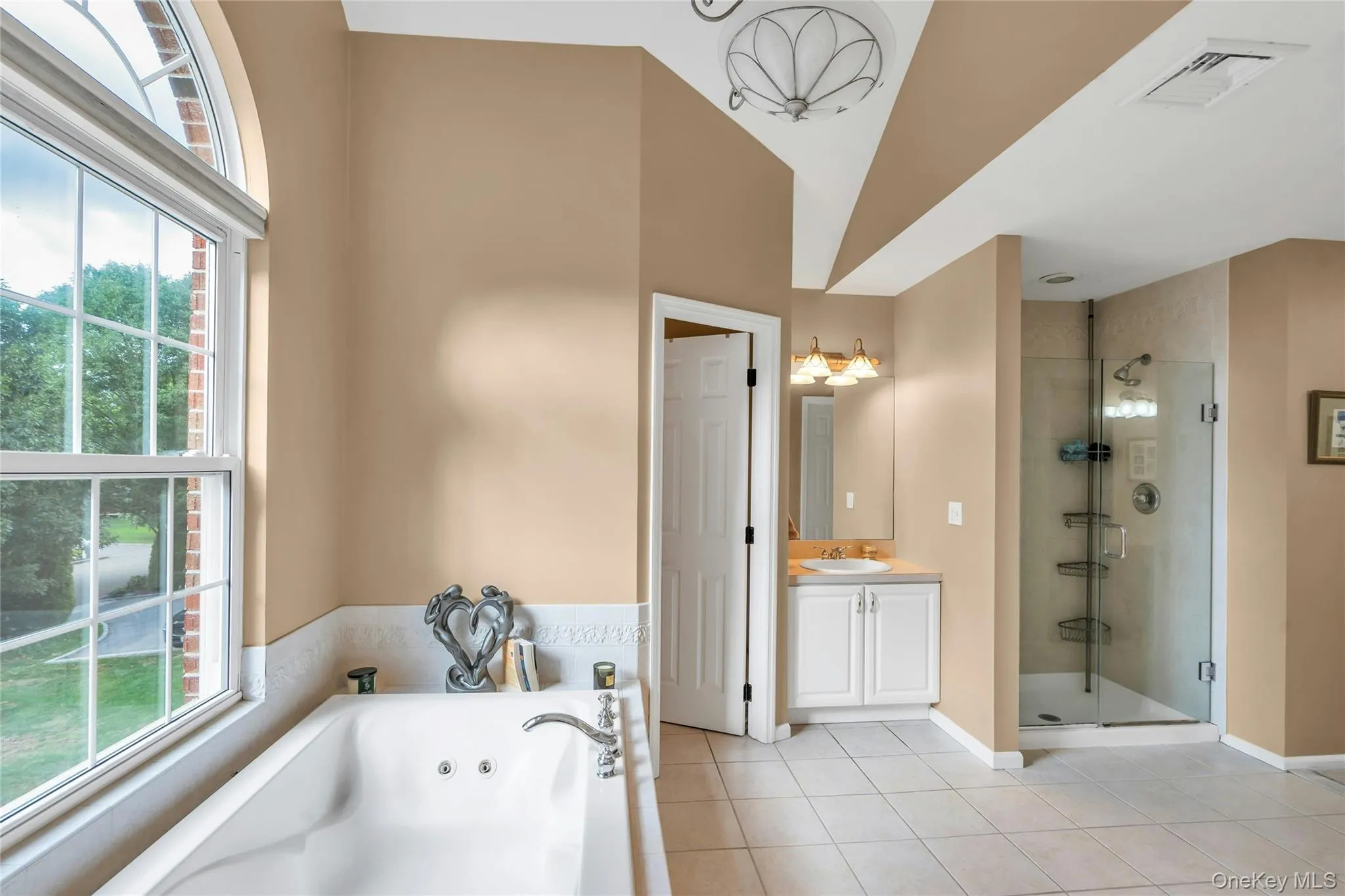6 Magnolia Lane, Smithtown, NY, 4 Bedrooms Bedrooms, 8 Rooms Rooms,3 BathroomsBathrooms,Residential,For Rent,Magnolia,0,996544 6 Magnolia Lane, Smithtown, NY, 4 Bedrooms Bedrooms, 8 Rooms Rooms,3 BathroomsBathrooms,Residential,For Rent,Magnolia,0,996544