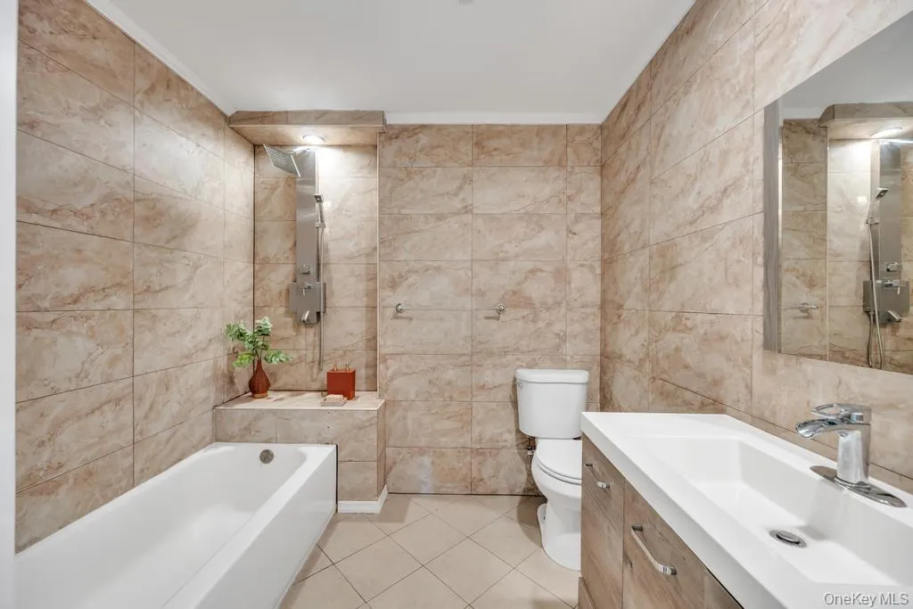 43 Hitching Post Lane, Glen Cove, NY, 6 Bedrooms Bedrooms, 12 Rooms Rooms,3 BathroomsBathrooms,Residential,For Rent,Hitching Post,0,996550 43 Hitching Post Lane, Glen Cove, NY, 6 Bedrooms Bedrooms, 12 Rooms Rooms,3 BathroomsBathrooms,Residential,For Rent,Hitching Post,0,996550