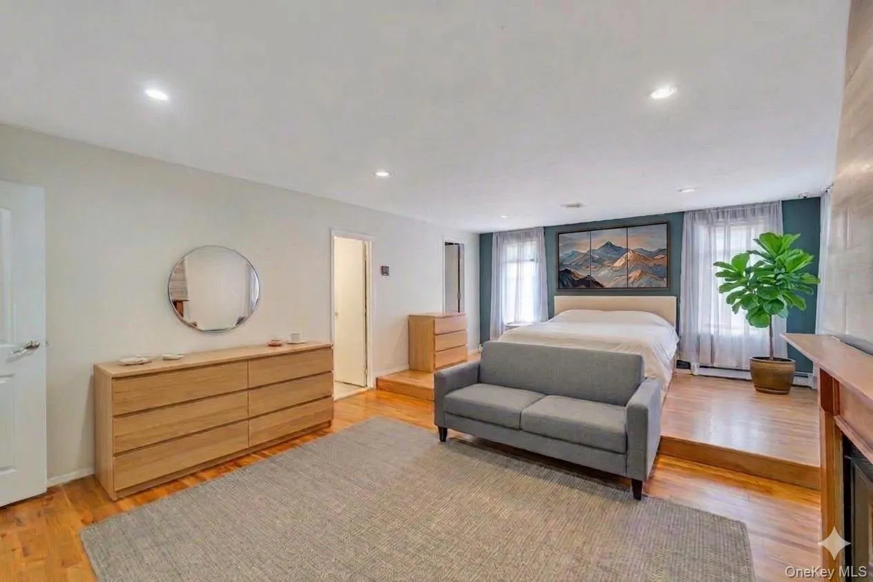 43 Hitching Post Lane, Glen Cove, NY, 6 Bedrooms Bedrooms, 12 Rooms Rooms,3 BathroomsBathrooms,Residential,For Rent,Hitching Post,0,996550 43 Hitching Post Lane, Glen Cove, NY, 6 Bedrooms Bedrooms, 12 Rooms Rooms,3 BathroomsBathrooms,Residential,For Rent,Hitching Post,0,996550