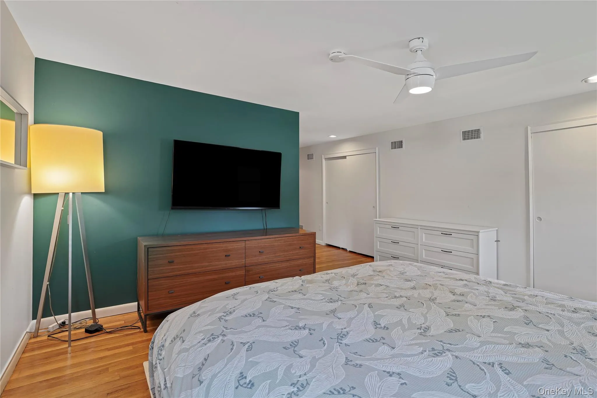 King Size Primary Bedroom Suite King Size Primary Bedroom Suite