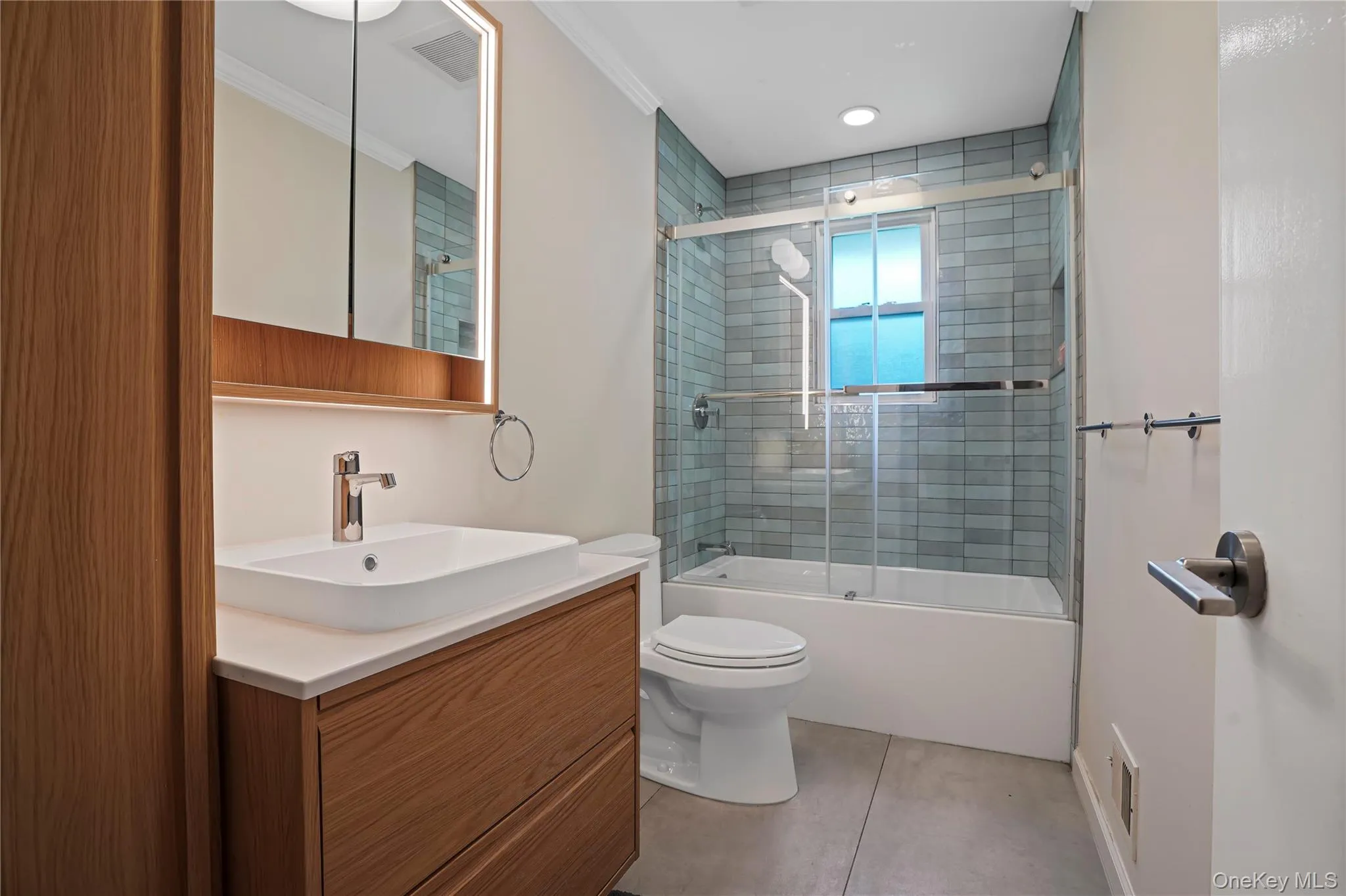 Stylish Hall Bathroom Stylish Hall Bathroom