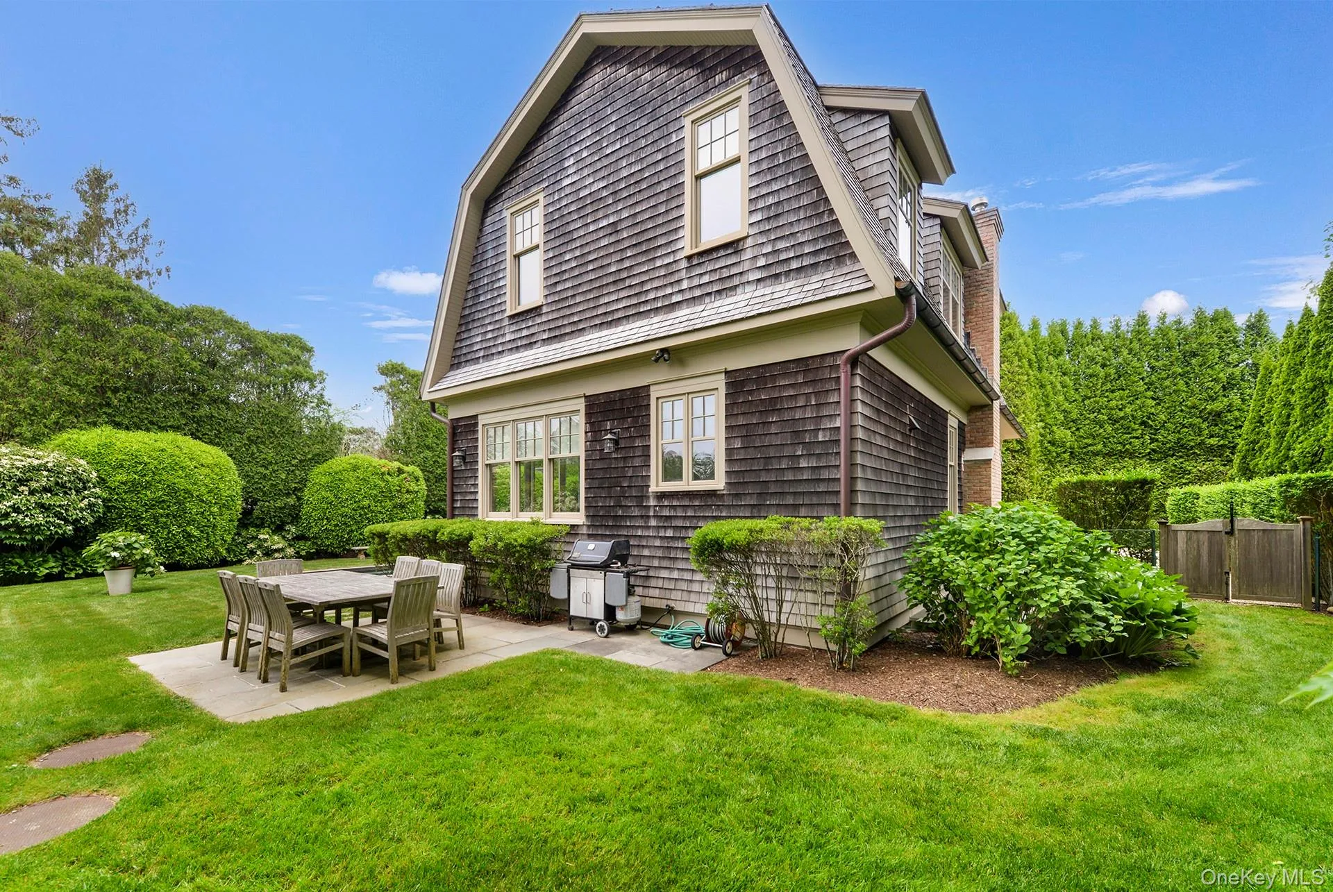 1 Palma Terrace, East Hampton, NY, 4 Bedrooms Bedrooms, 8 Rooms Rooms,5 BathroomsBathrooms,Residential,For Rent,Palma,0,996581 1 Palma Terrace, East Hampton, NY, 4 Bedrooms Bedrooms, 8 Rooms Rooms,5 BathroomsBathrooms,Residential,For Rent,Palma,0,996581