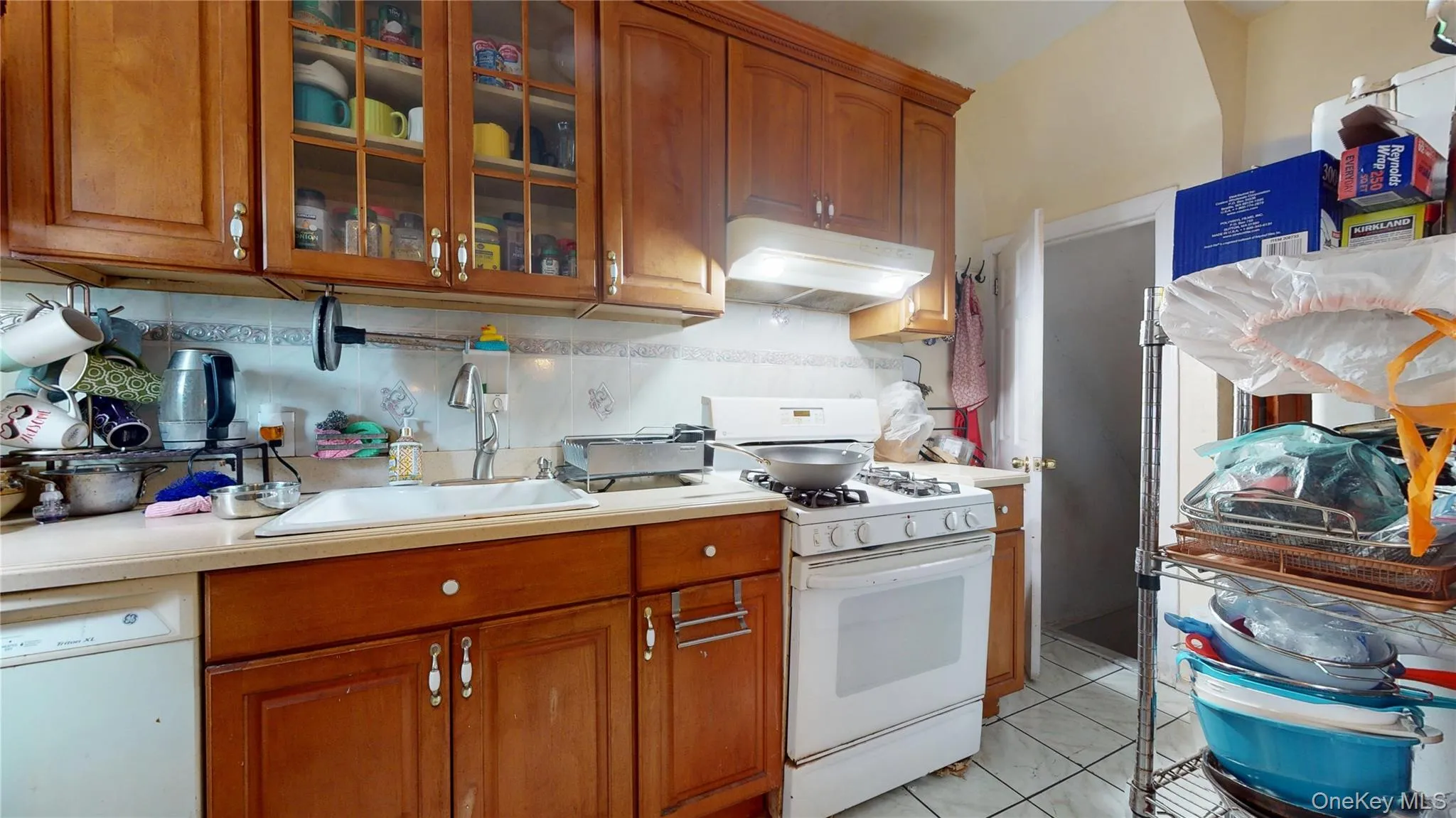 4809 Avenue M, New York, NY, 3 Bedrooms Bedrooms, 10 Rooms Rooms,1 BathroomBathrooms,Residential,For Rent,Avenue M,0,996588 4809 Avenue M, New York, NY, 3 Bedrooms Bedrooms, 10 Rooms Rooms,1 BathroomBathrooms,Residential,For Rent,Avenue M,0,996588