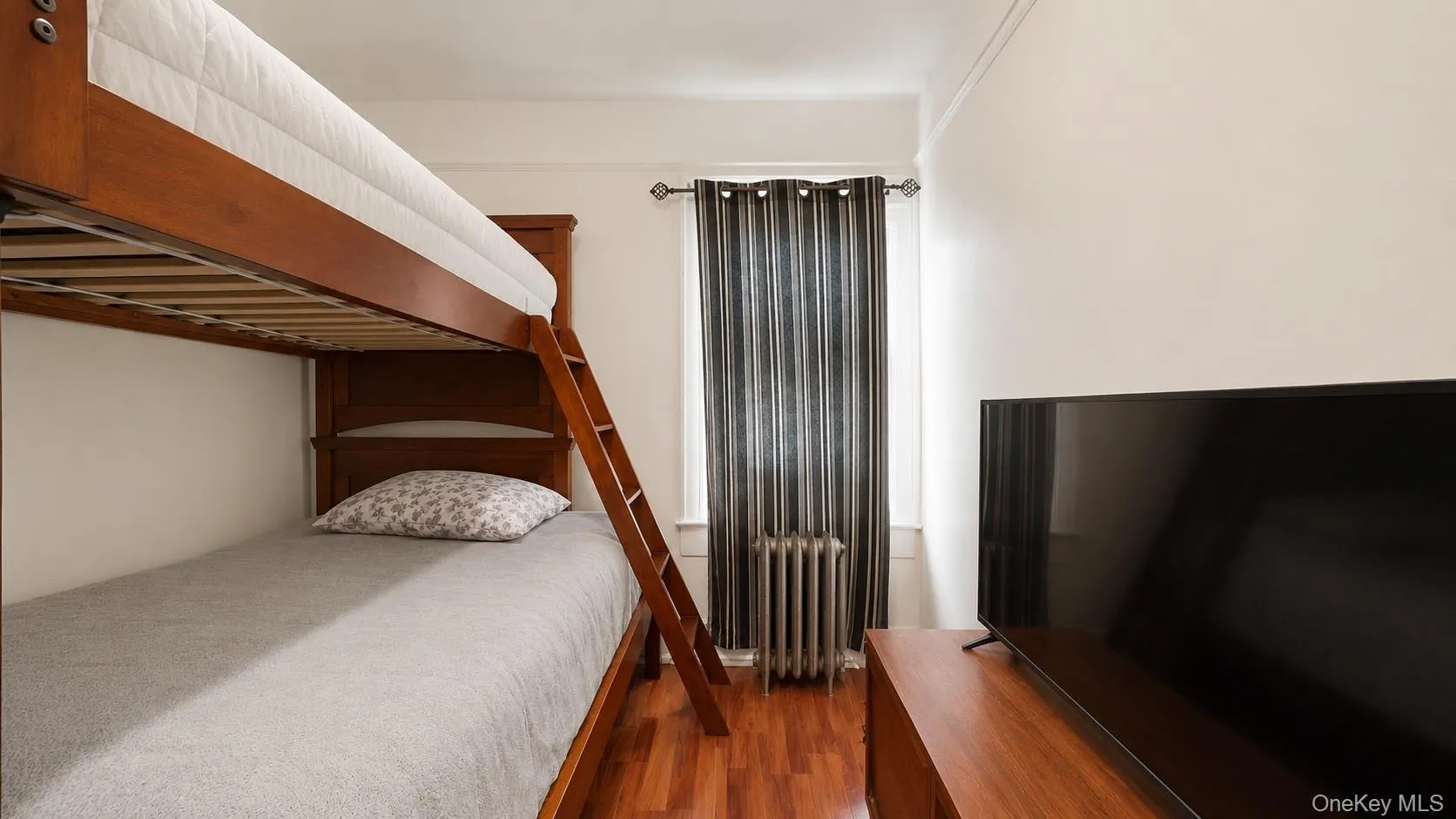 *enhanced*3rd Bedroom *enhanced*3rd Bedroom