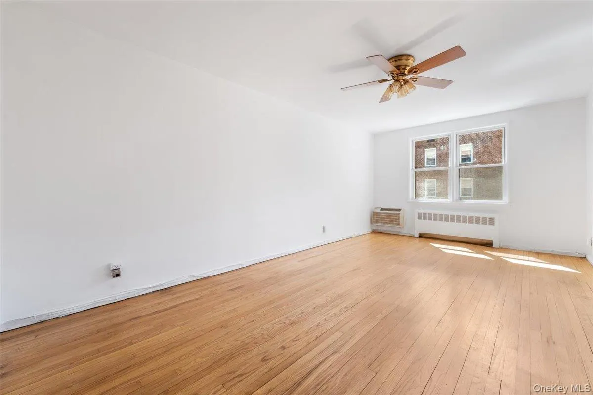 708 Palmer Court, Mamaroneck, NY, 2 Bedrooms Bedrooms, 4 Rooms Rooms,1 BathroomBathrooms,Residential Sale,For Rent,Palmer,0,996598 708 Palmer Court, Mamaroneck, NY, 2 Bedrooms Bedrooms, 4 Rooms Rooms,1 BathroomBathrooms,Residential Sale,For Rent,Palmer,0,996598