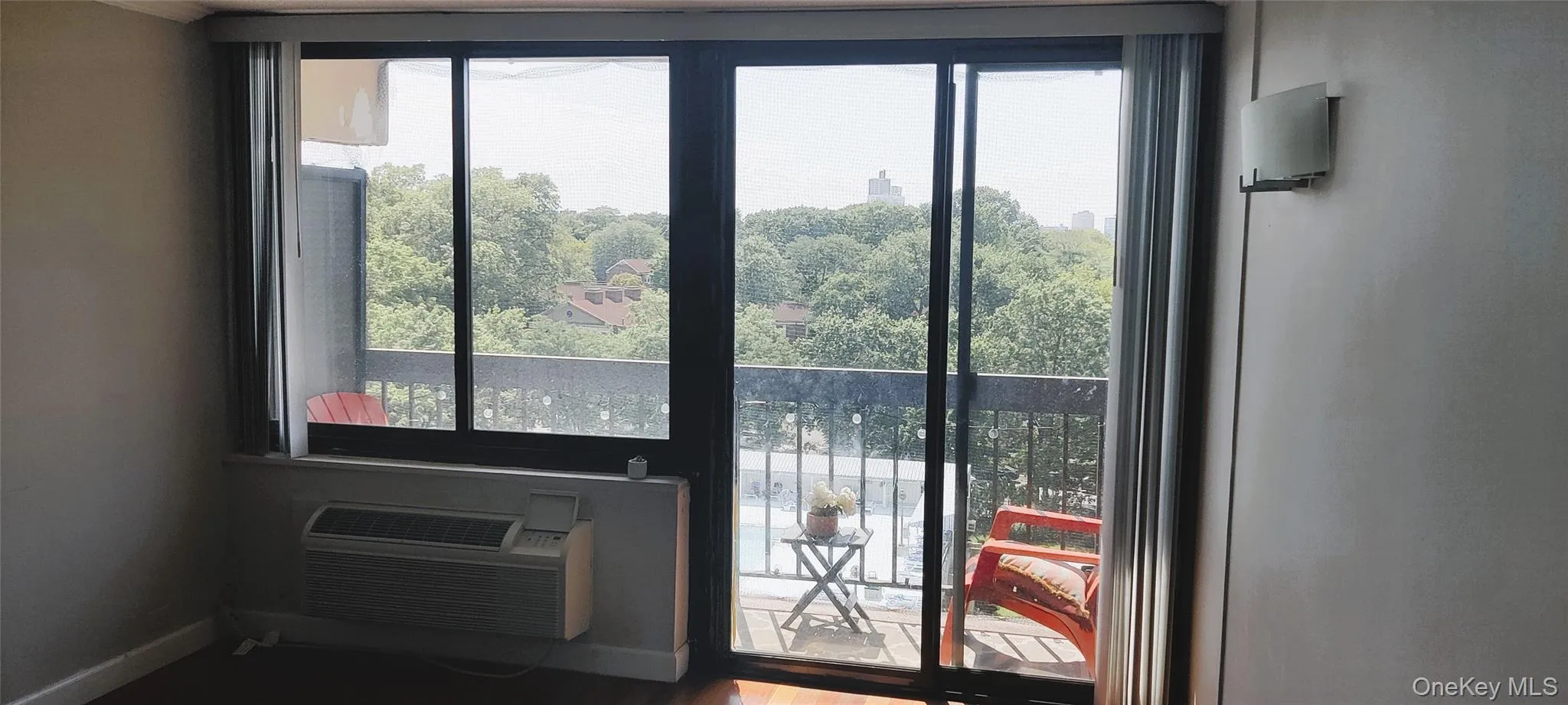 152-18 Union Turnpike, New York, NY, 2 Rooms Rooms,1 BathroomBathrooms,Residential Lease,For Rent,Union,0,996604 152-18 Union Turnpike, New York, NY, 2 Rooms Rooms,1 BathroomBathrooms,Residential Lease,For Rent,Union,0,996604