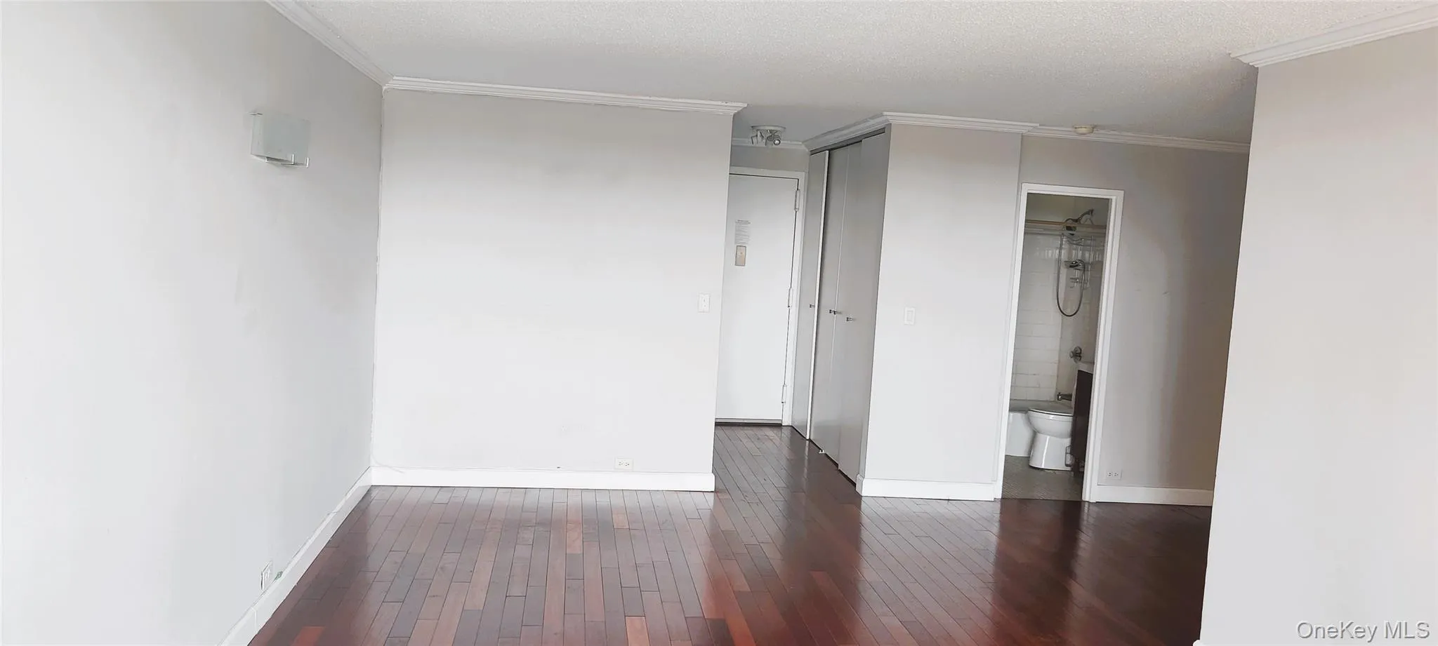 152-18 Union Turnpike, New York, NY, 2 Rooms Rooms,1 BathroomBathrooms,Residential Lease,For Rent,Union,0,996604 152-18 Union Turnpike, New York, NY, 2 Rooms Rooms,1 BathroomBathrooms,Residential Lease,For Rent,Union,0,996604