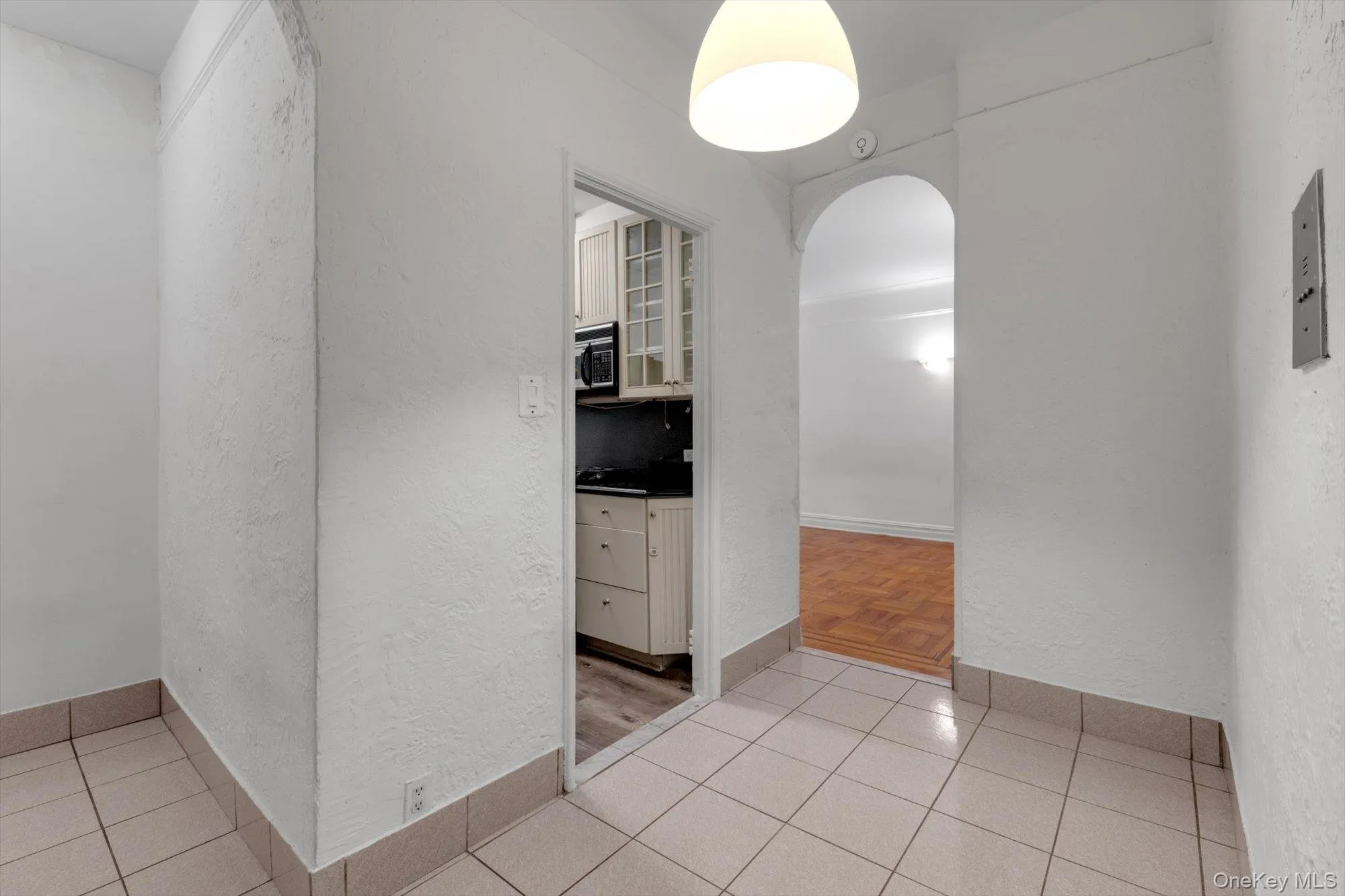 37-21 80th Street, New York, NY, 1 Bedroom Bedrooms, 4 Rooms Rooms,1 BathroomBathrooms,Residential,For Rent,80th,0,996607 37-21 80th Street, New York, NY, 1 Bedroom Bedrooms, 4 Rooms Rooms,1 BathroomBathrooms,Residential,For Rent,80th,0,996607