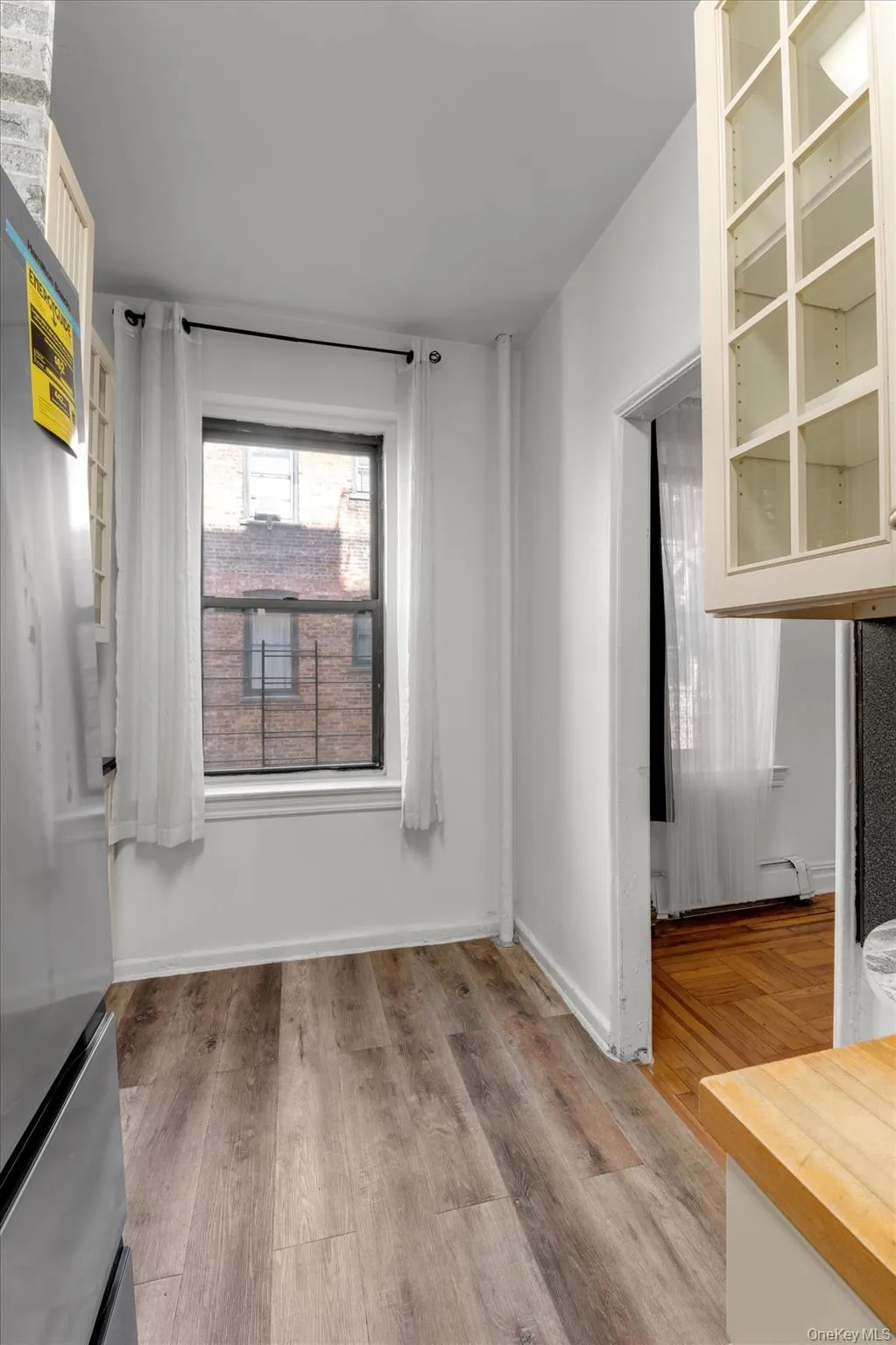 37-21 80th Street, New York, NY, 1 Bedroom Bedrooms, 4 Rooms Rooms,1 BathroomBathrooms,Residential,For Rent,80th,0,996607 37-21 80th Street, New York, NY, 1 Bedroom Bedrooms, 4 Rooms Rooms,1 BathroomBathrooms,Residential,For Rent,80th,0,996607