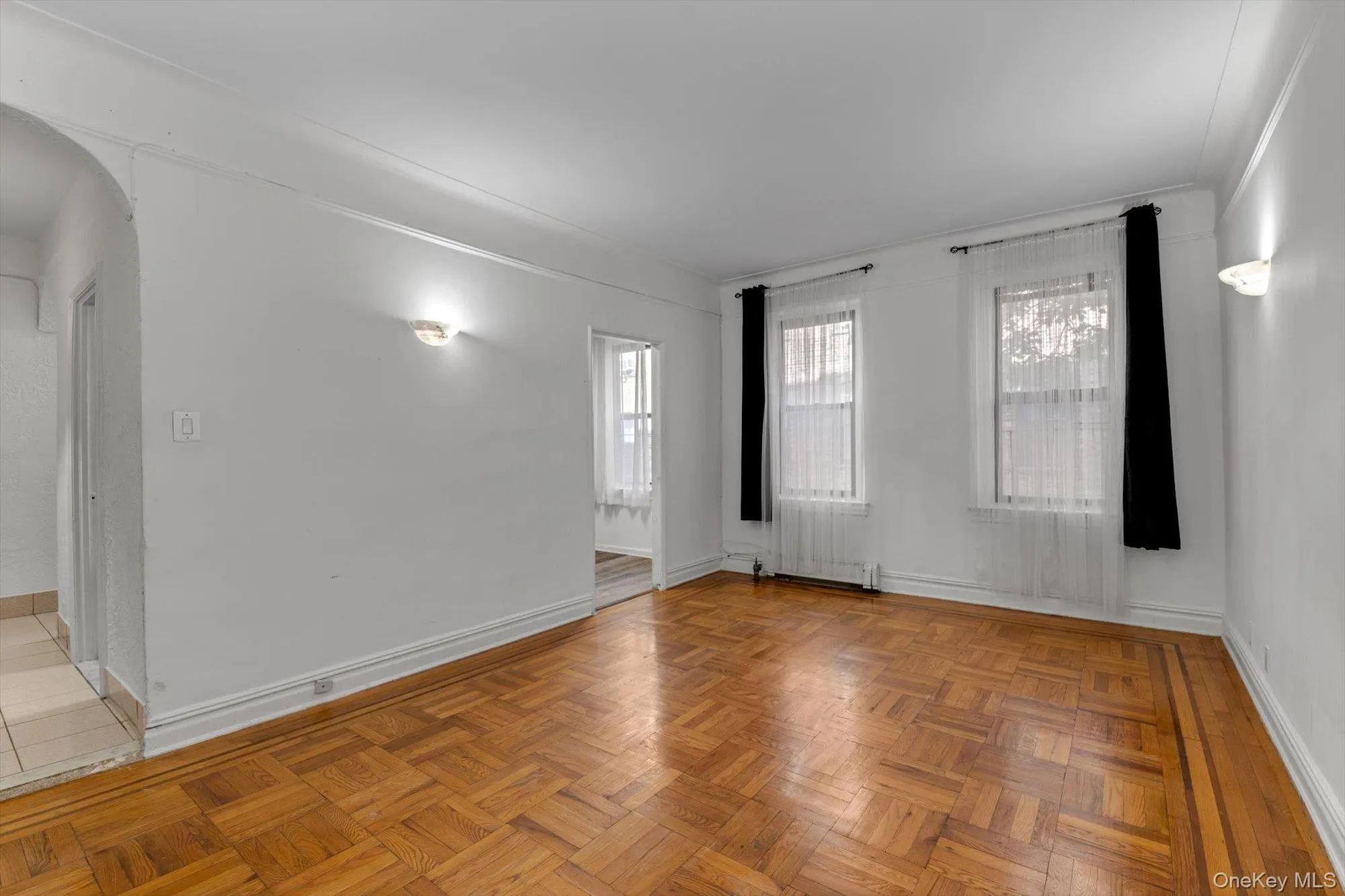 37-21 80th Street, New York, NY, 1 Bedroom Bedrooms, 4 Rooms Rooms,1 BathroomBathrooms,Residential,For Rent,80th,0,996607 37-21 80th Street, New York, NY, 1 Bedroom Bedrooms, 4 Rooms Rooms,1 BathroomBathrooms,Residential,For Rent,80th,0,996607
