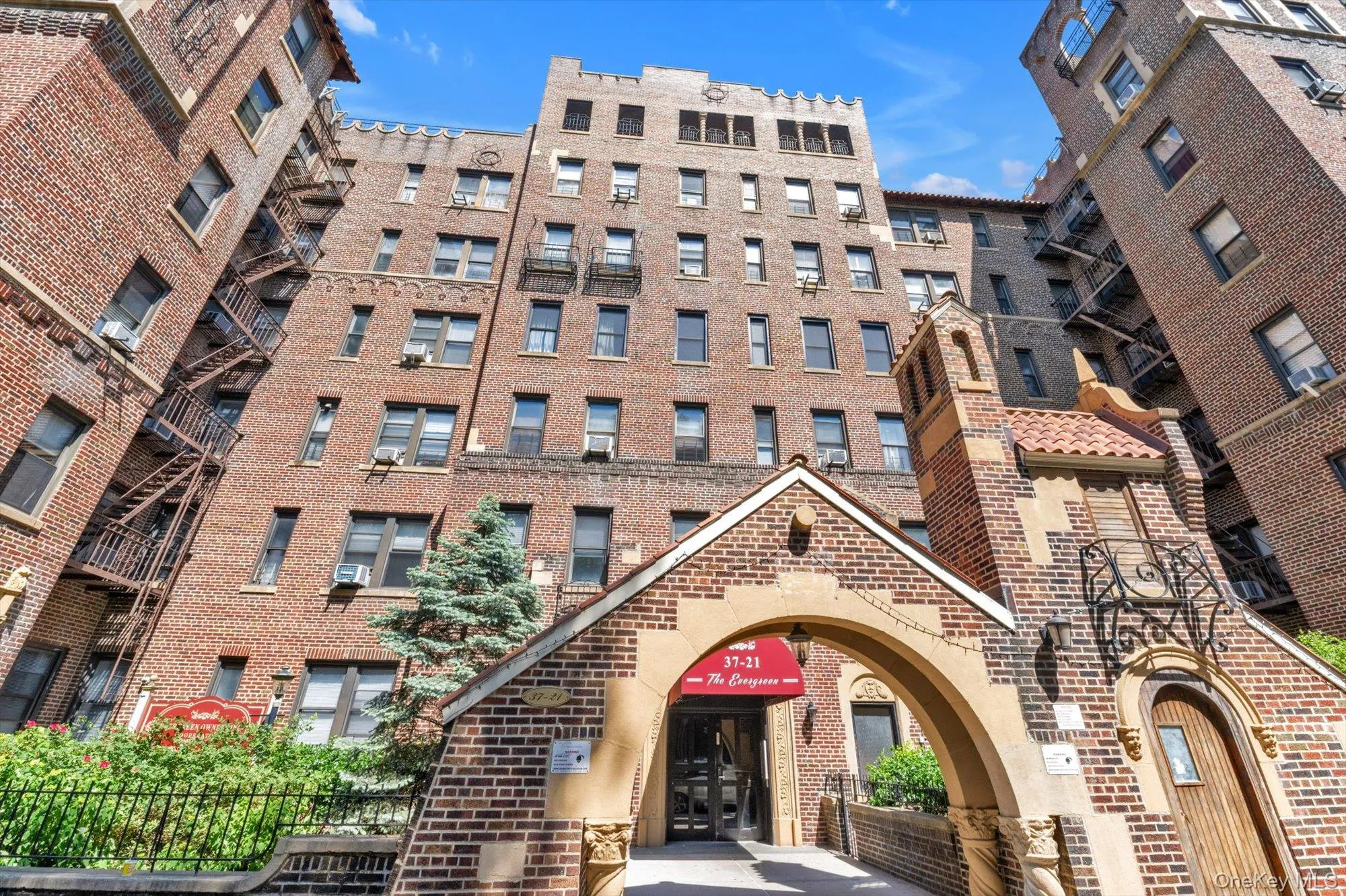 37-21 80th Street, New York, NY, 1 Bedroom Bedrooms, 4 Rooms Rooms,1 BathroomBathrooms,Residential,For Rent,80th,0,996607 37-21 80th Street, New York, NY, 1 Bedroom Bedrooms, 4 Rooms Rooms,1 BathroomBathrooms,Residential,For Rent,80th,0,996607